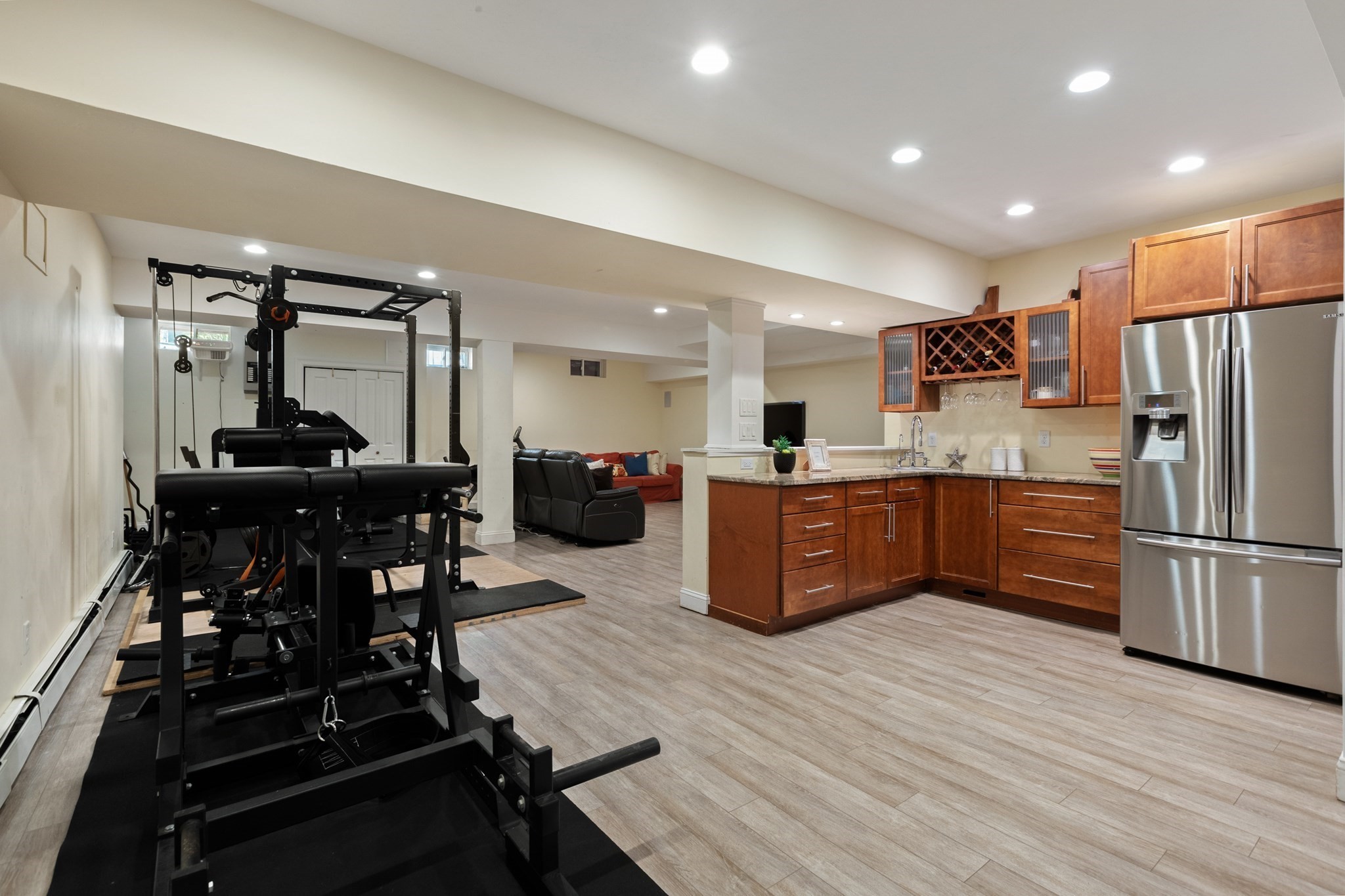 main property photo 32