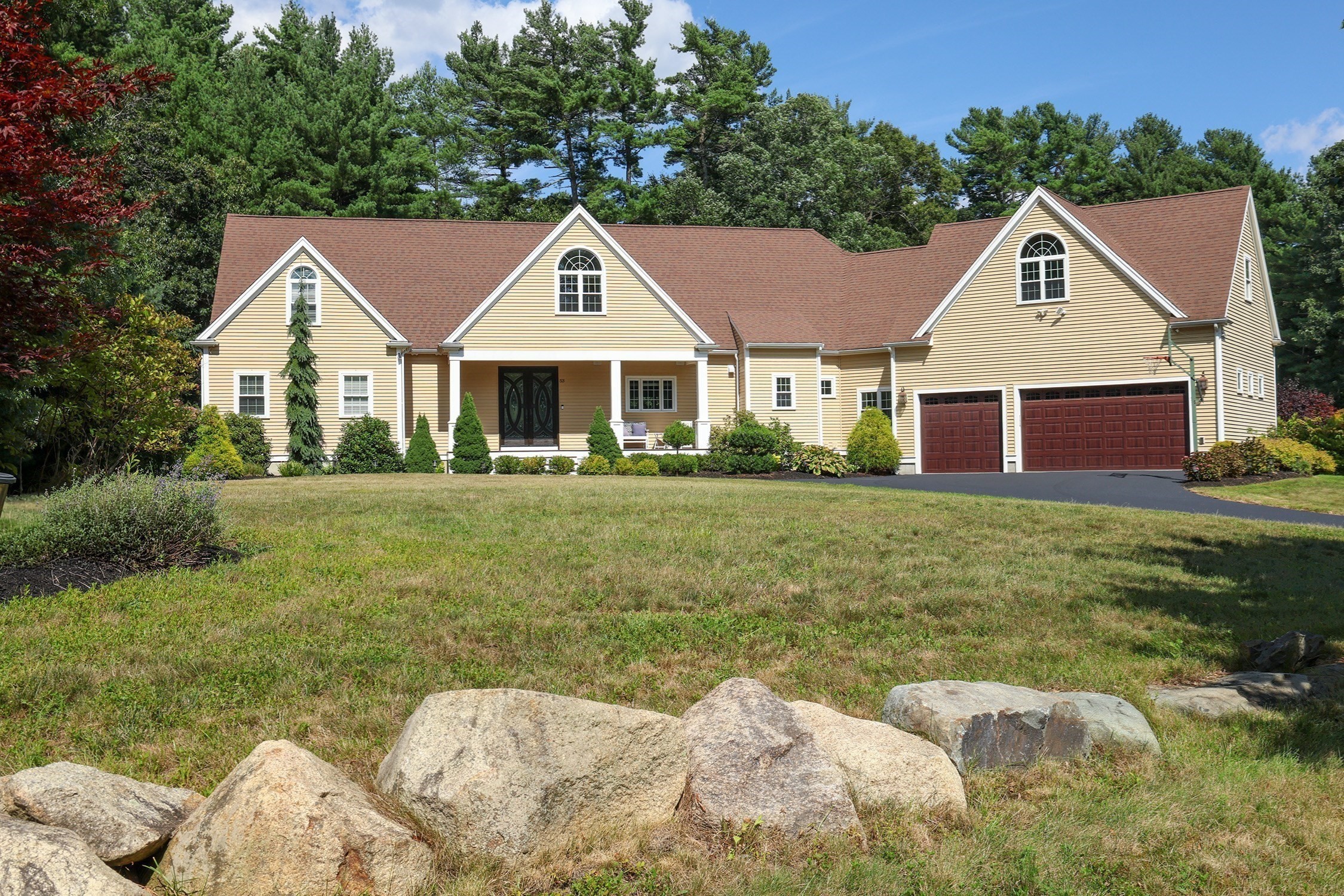 main property photo 4