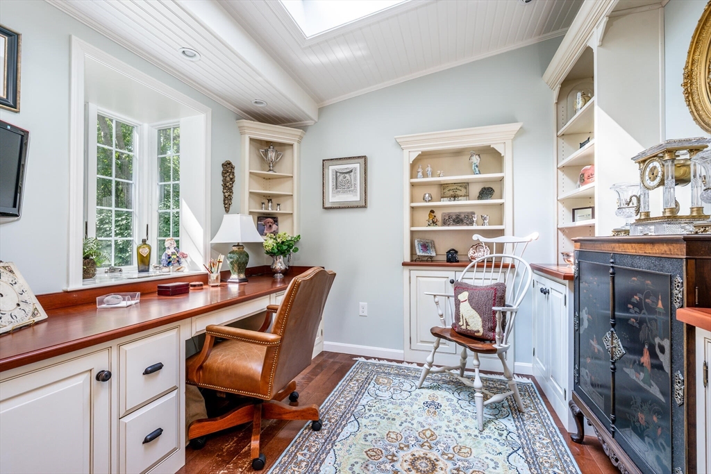 main property photo 19