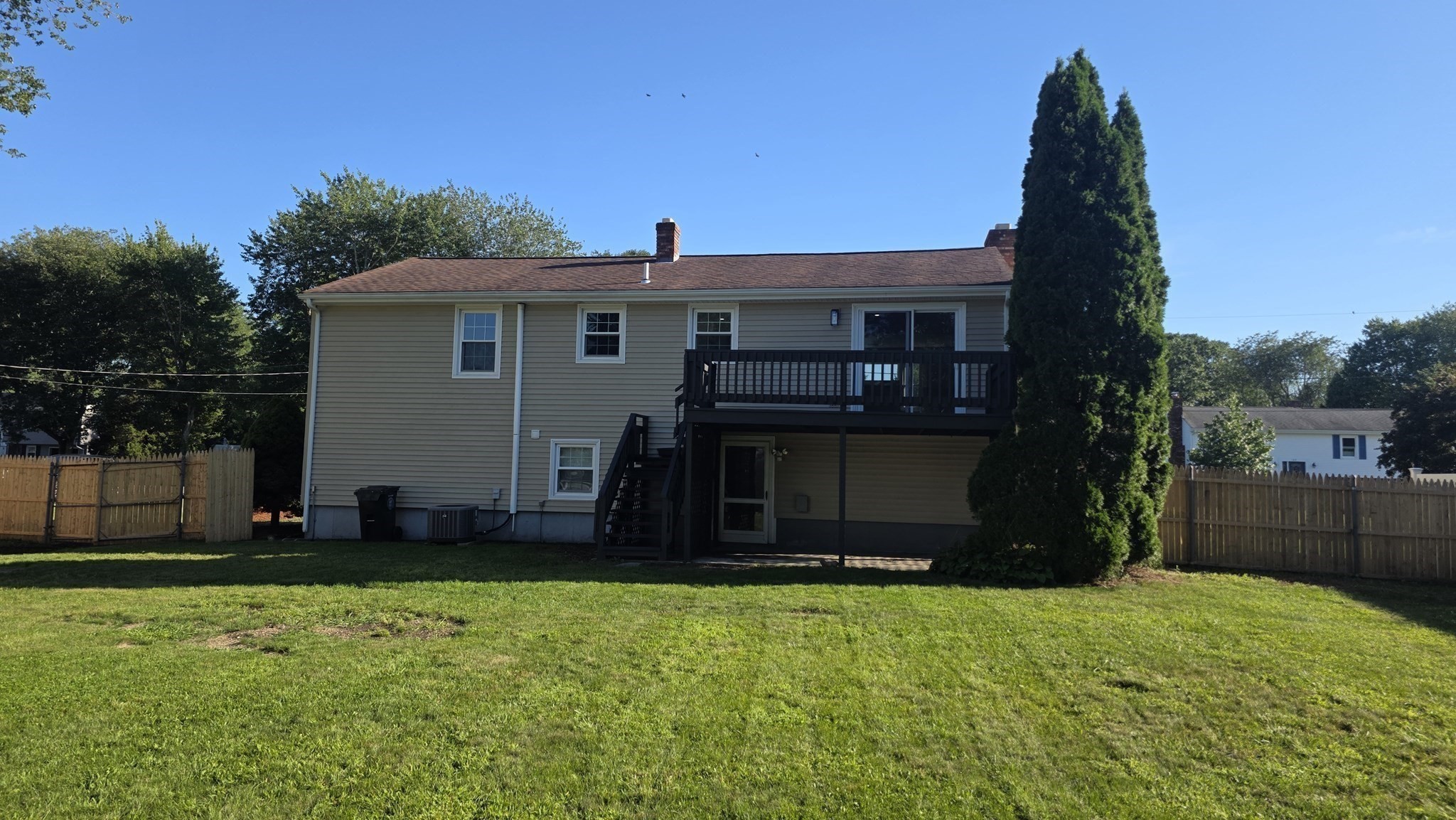 main property photo 7