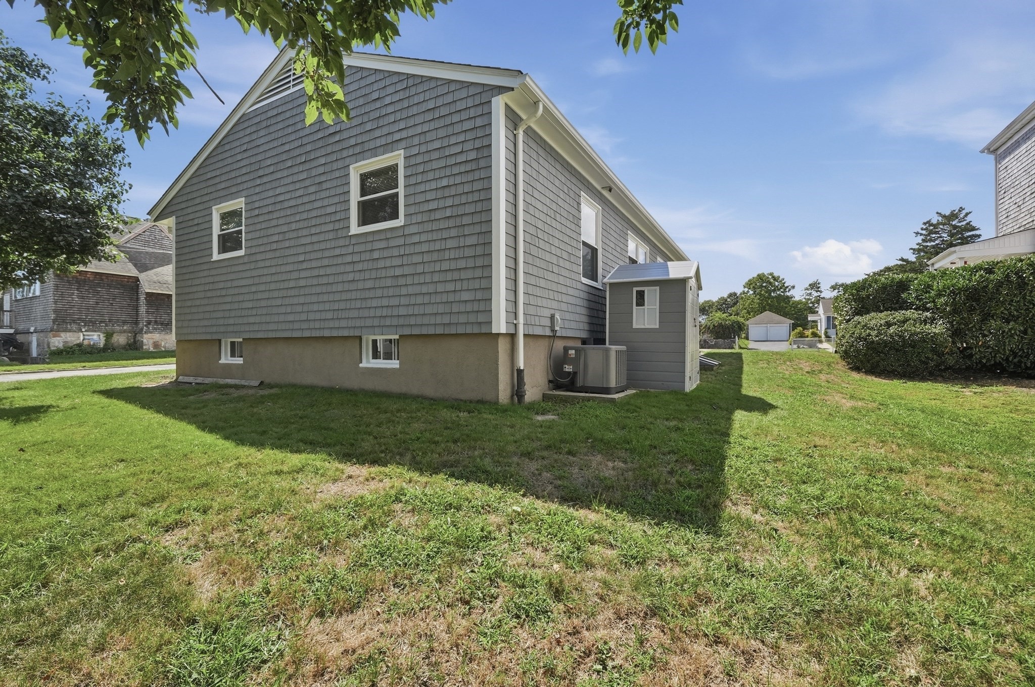 main property photo 37
