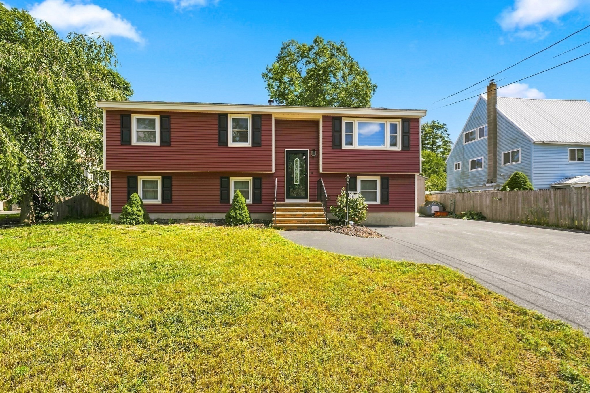 main property photo 32
