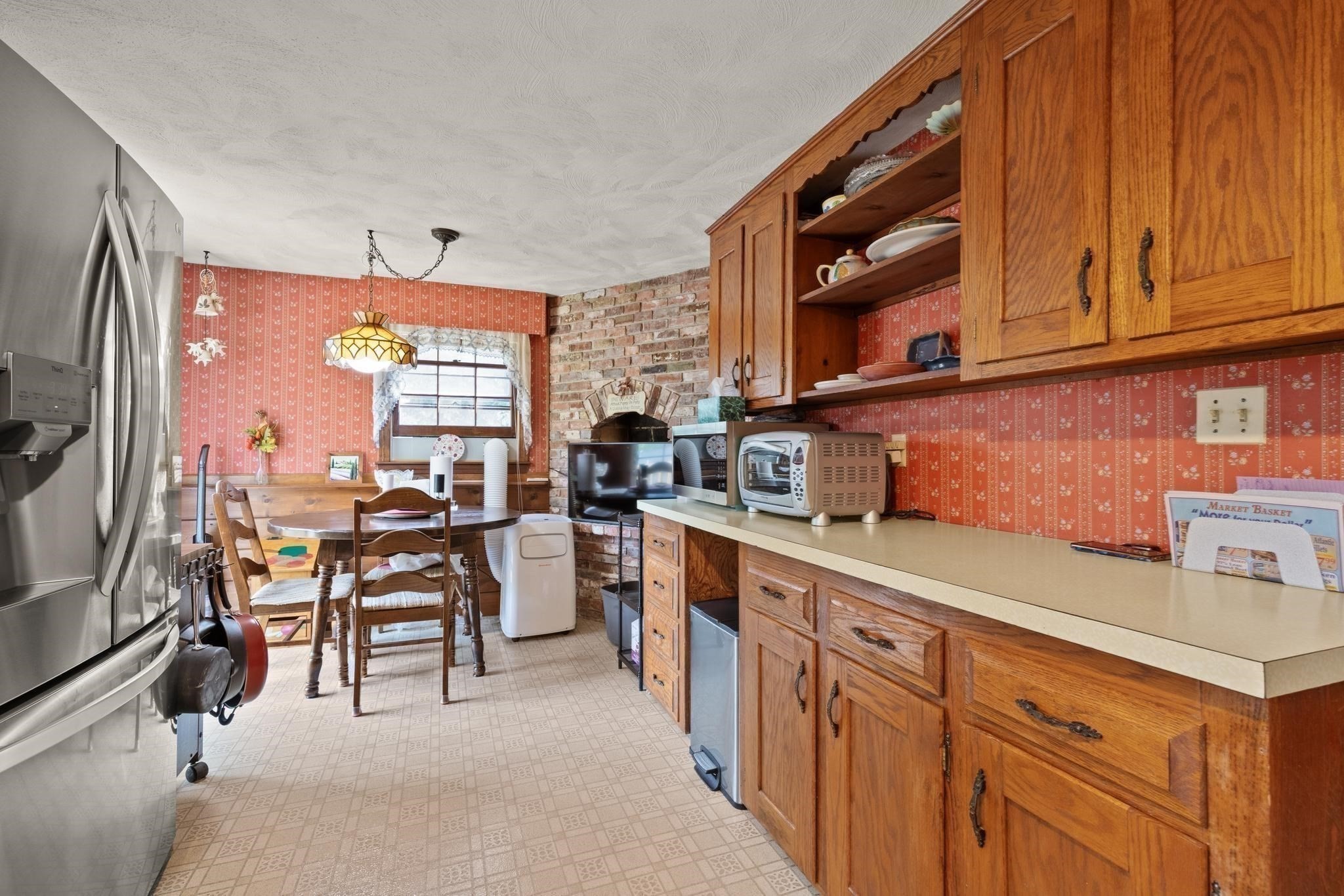 main property photo 6