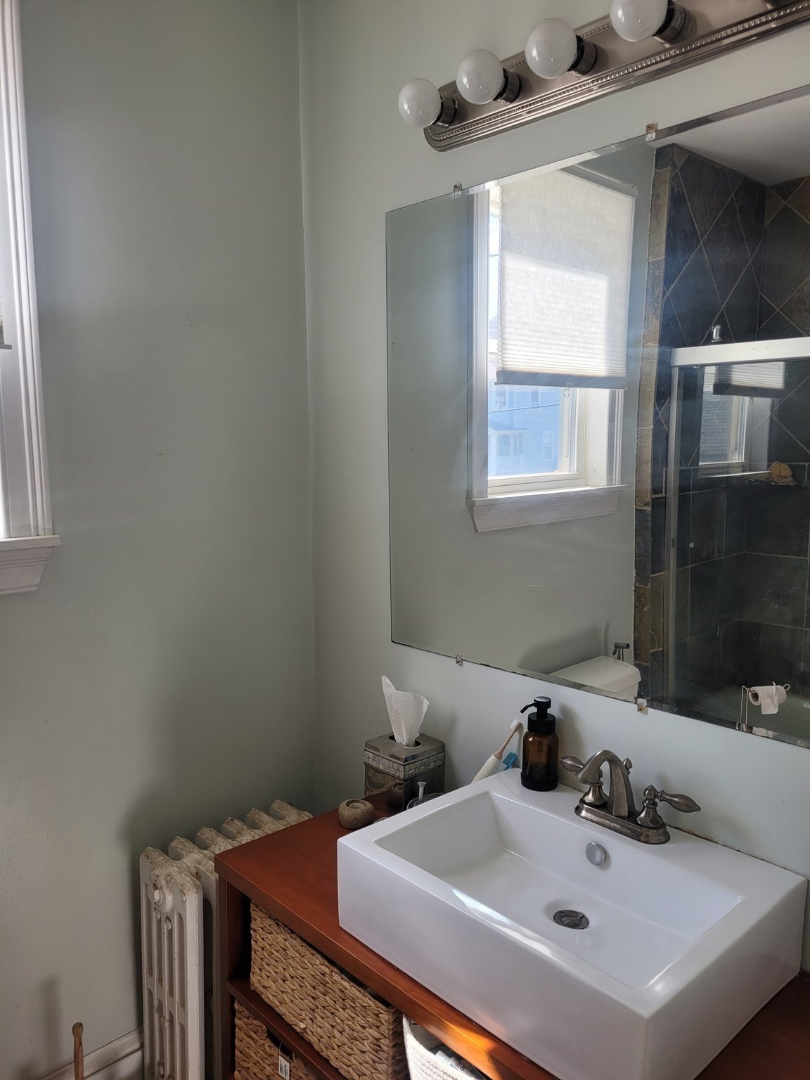 property viewer photo 7
