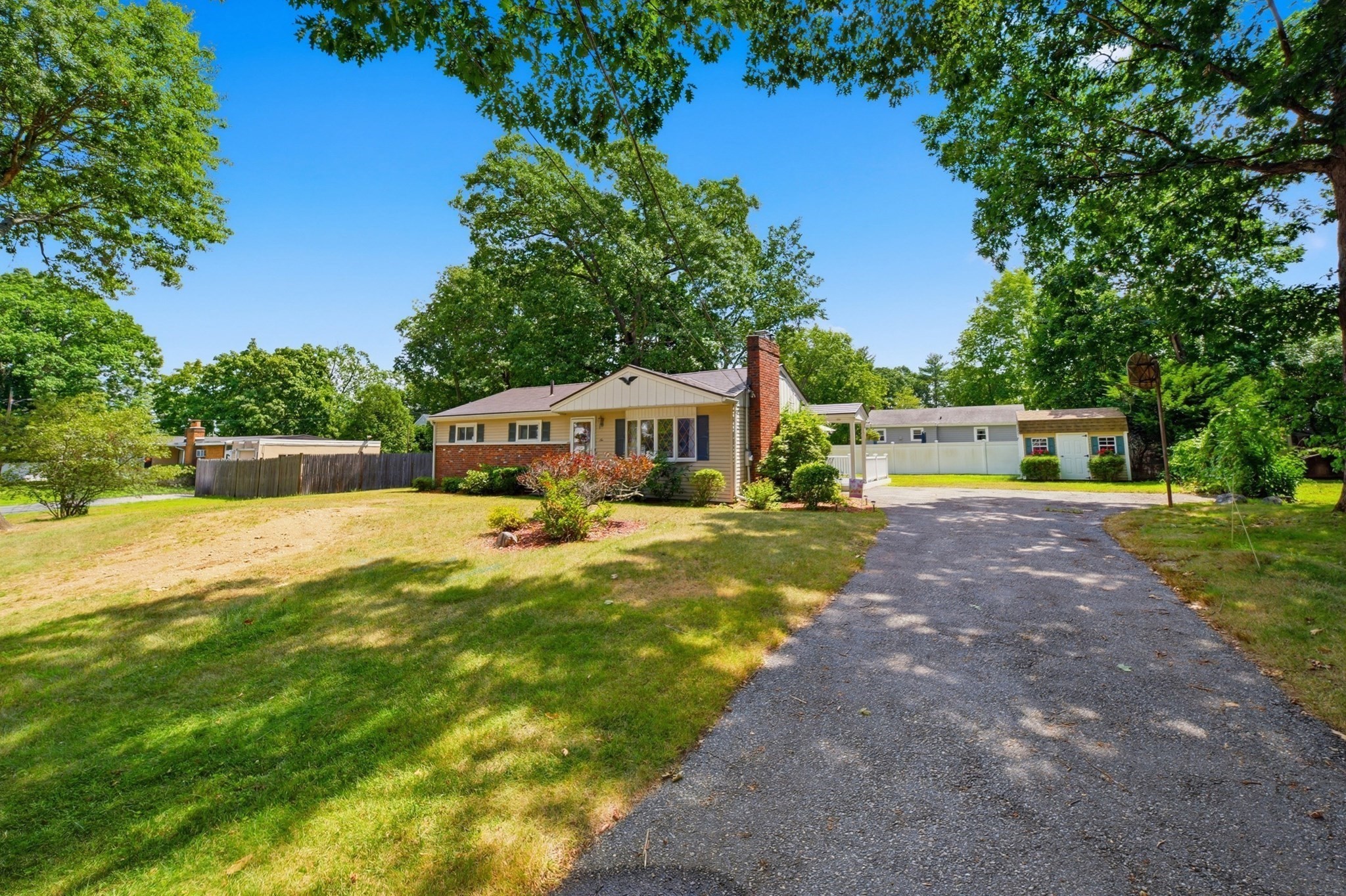 main property photo 24