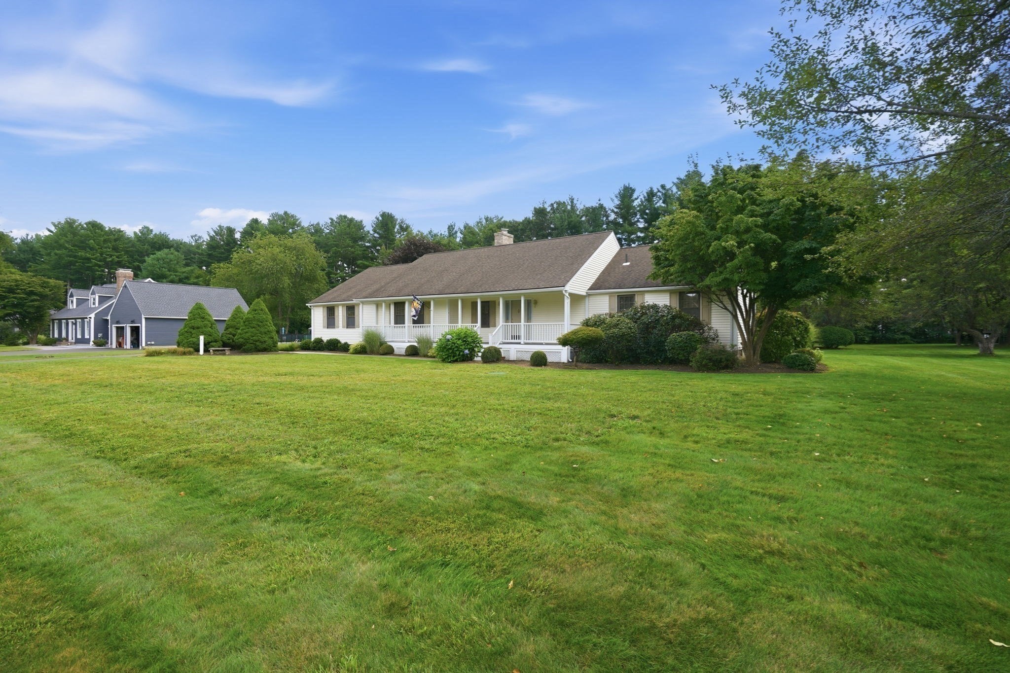 main property photo 37