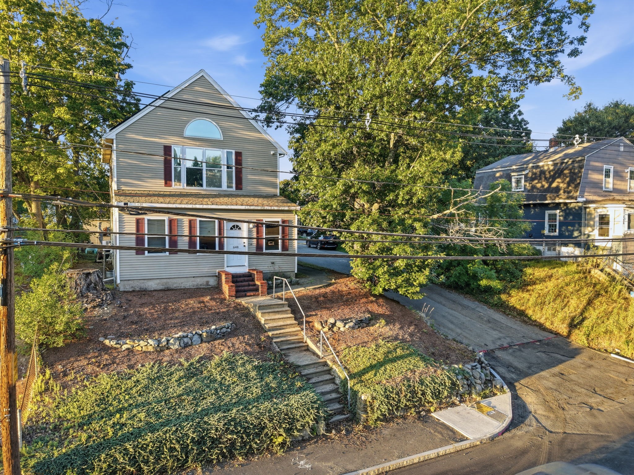 main property photo 37