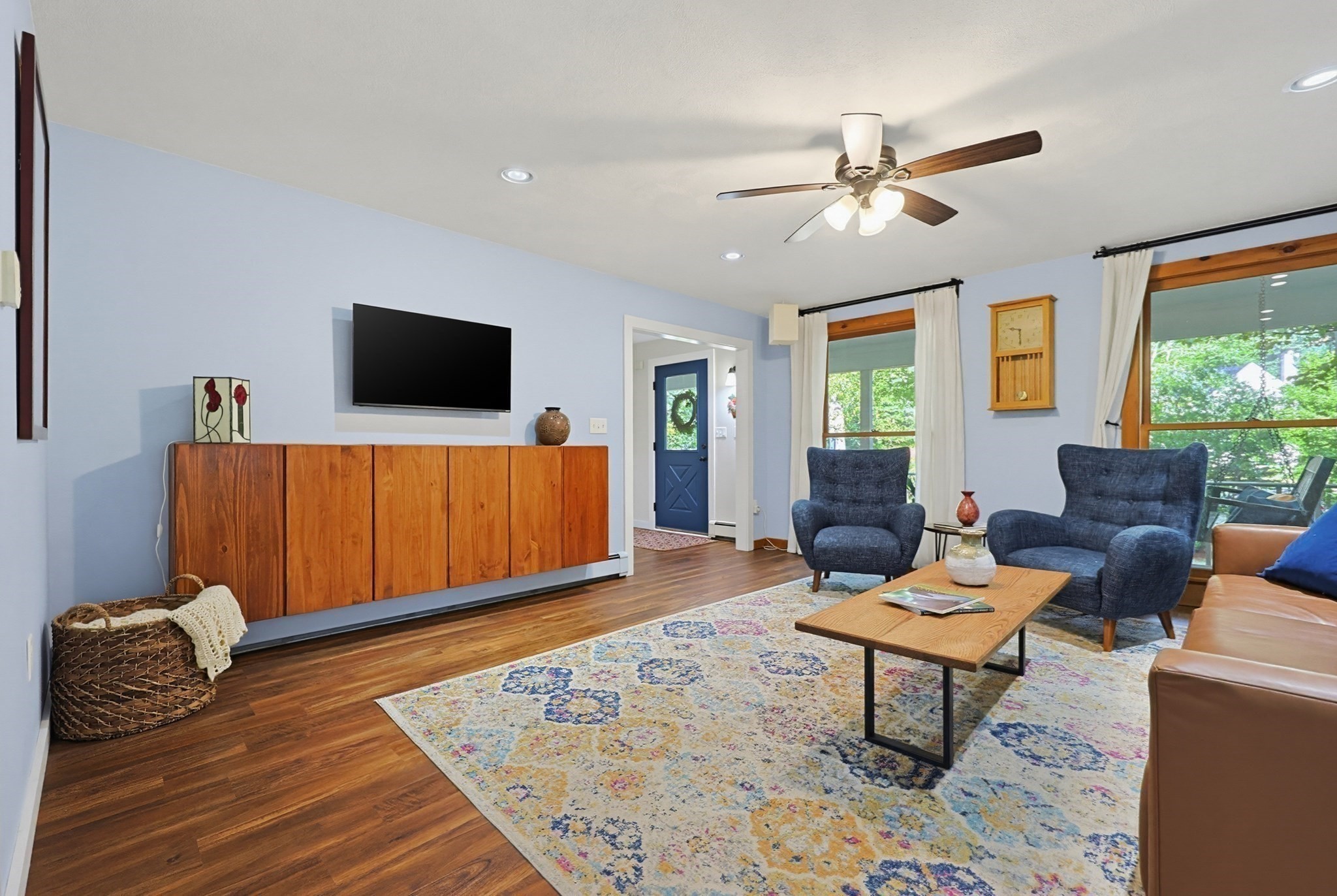 main property photo 5