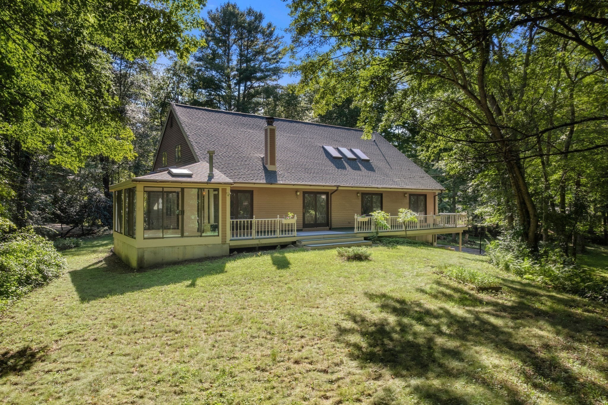 main property photo 33