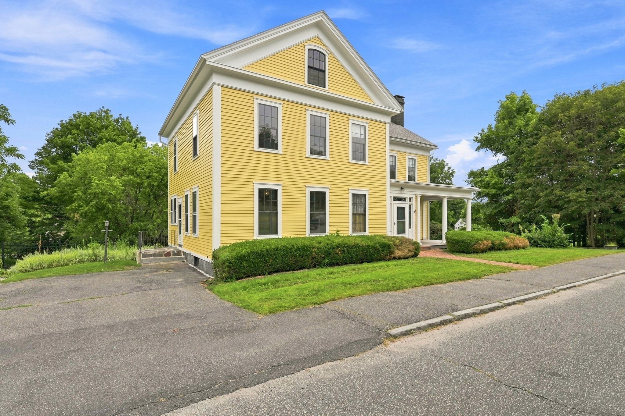 main property photo 38