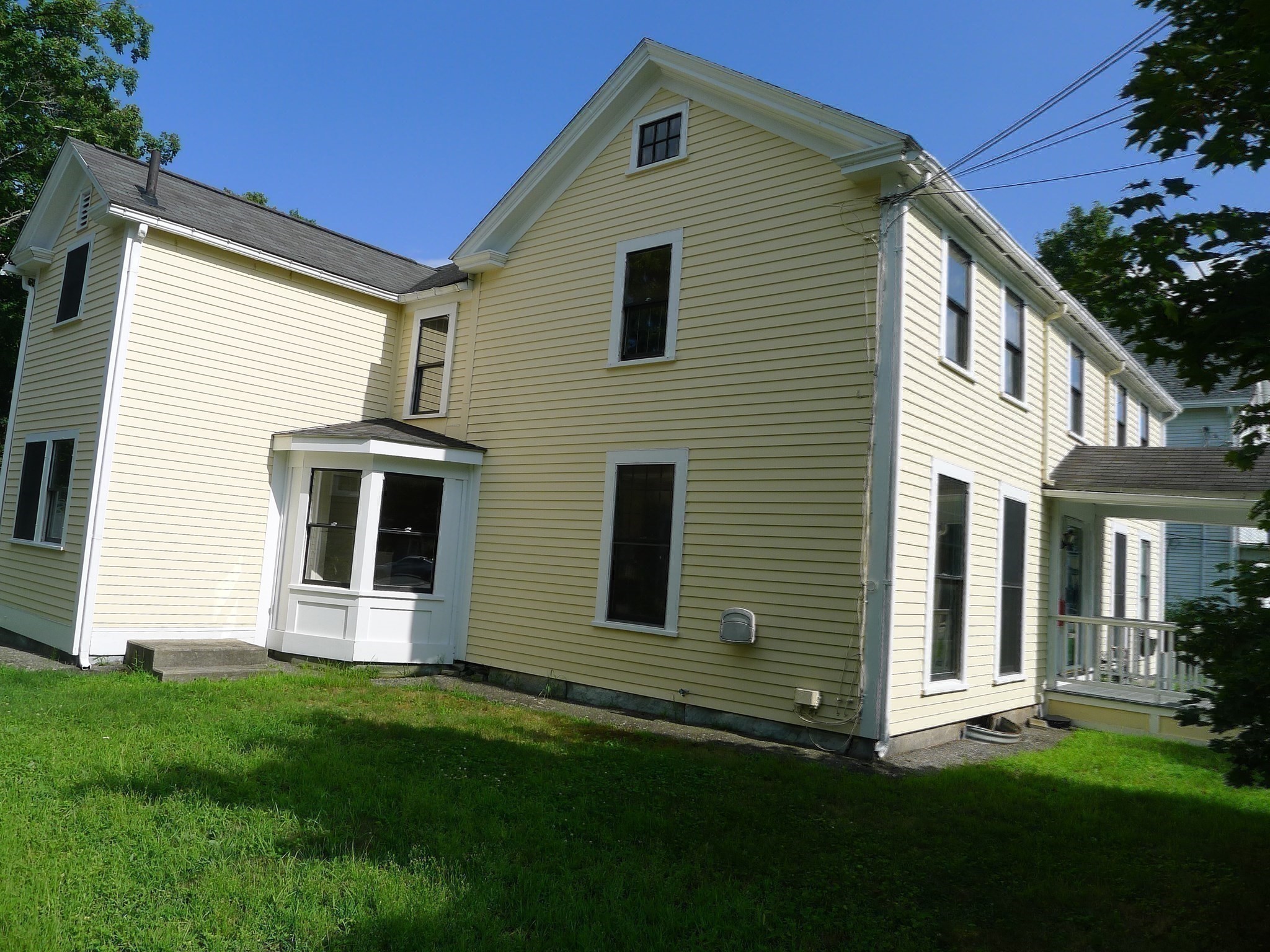 main property photo 26