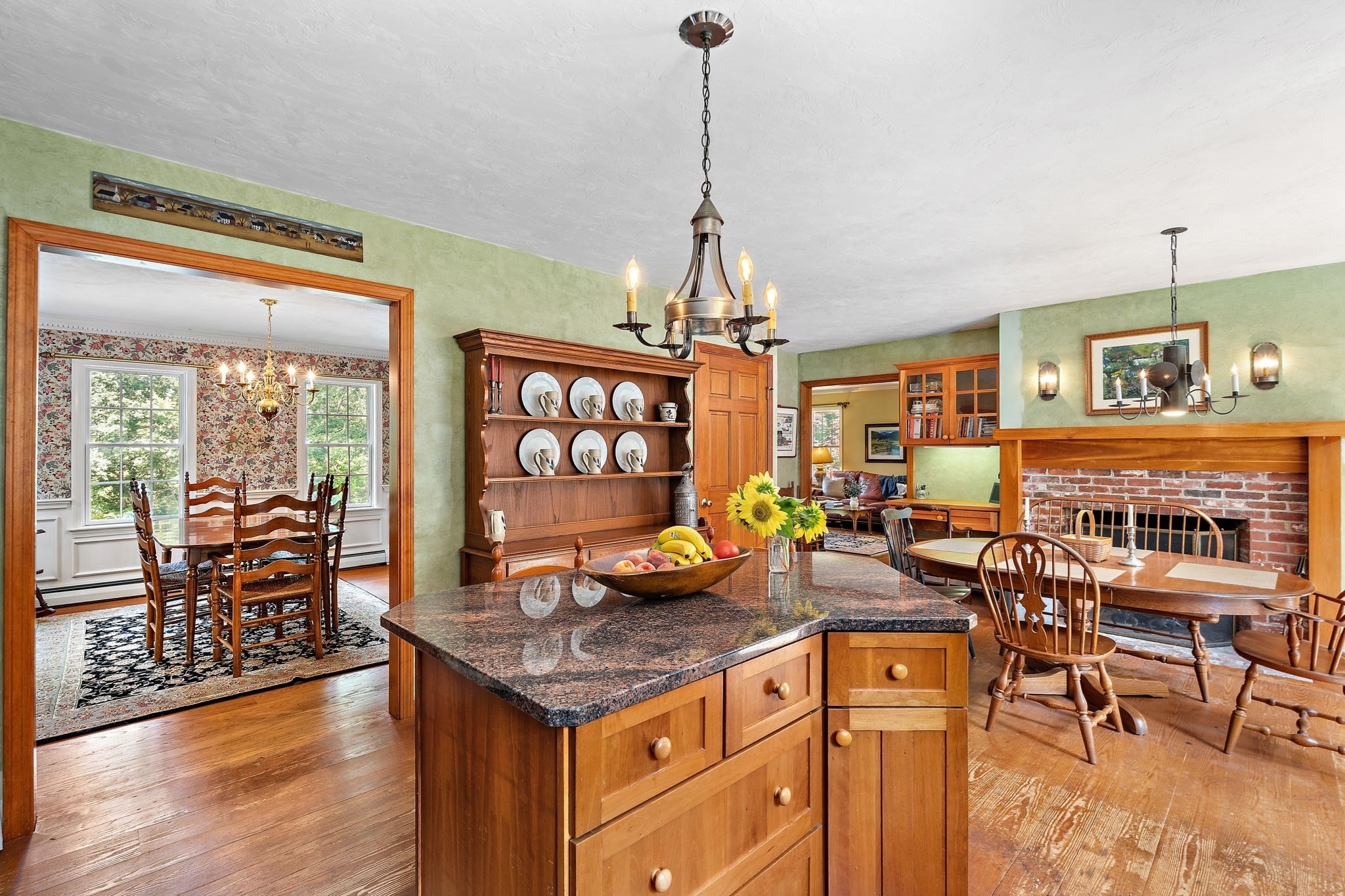 main property photo 16