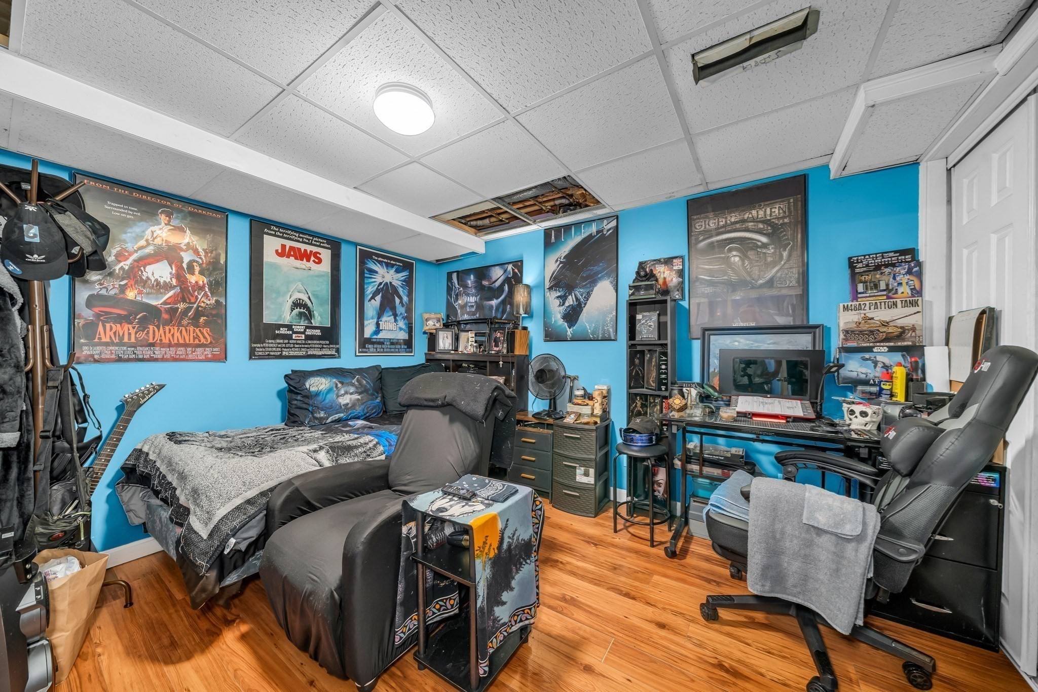 main property photo 16