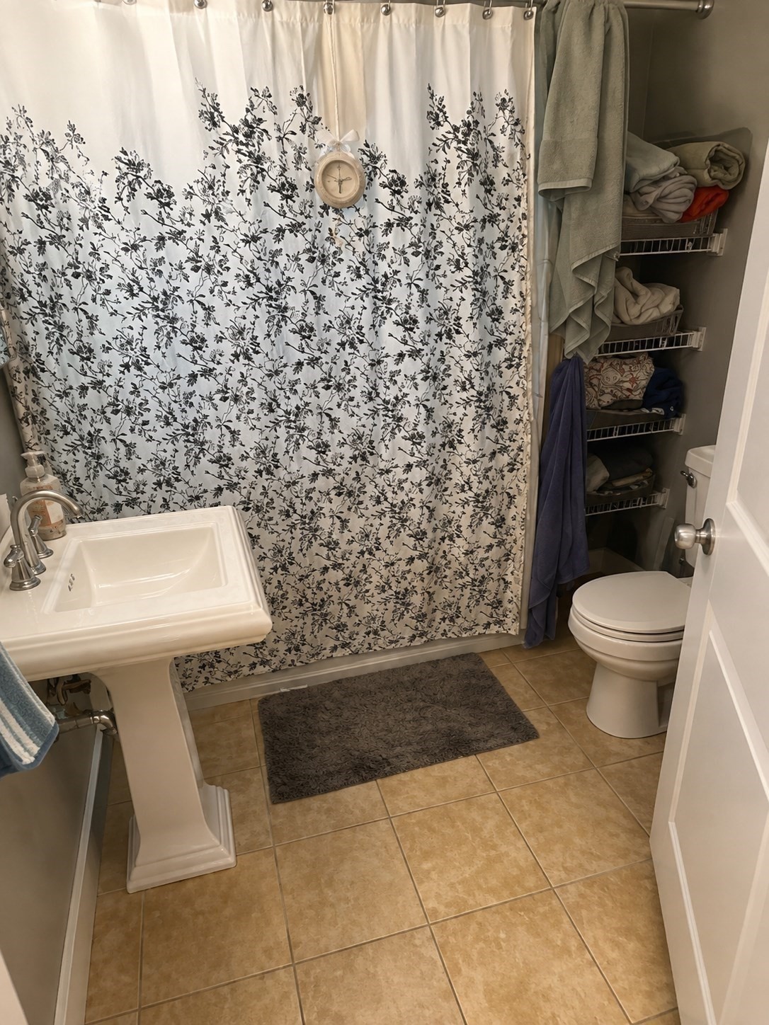 main property photo 6