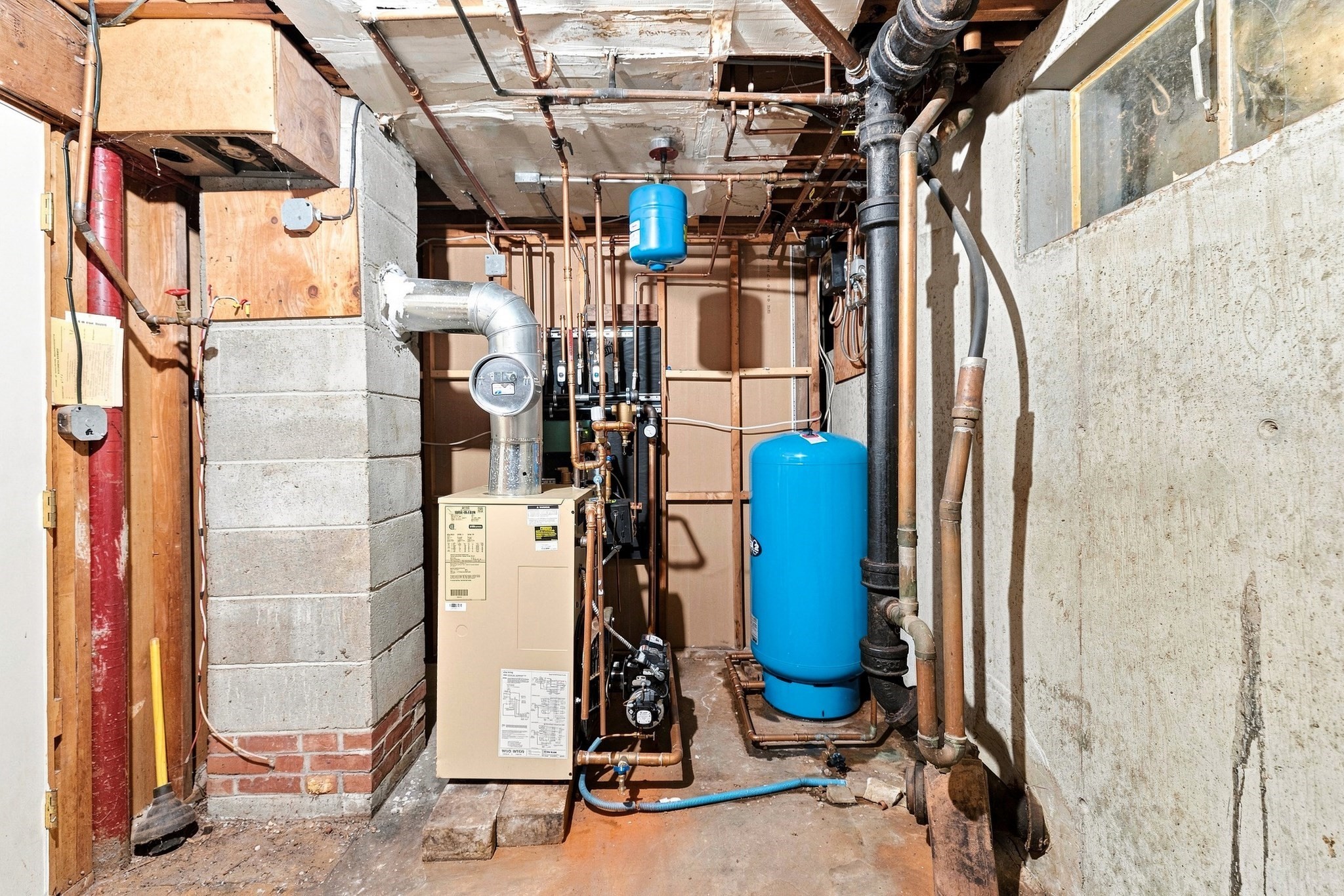 main property photo 39