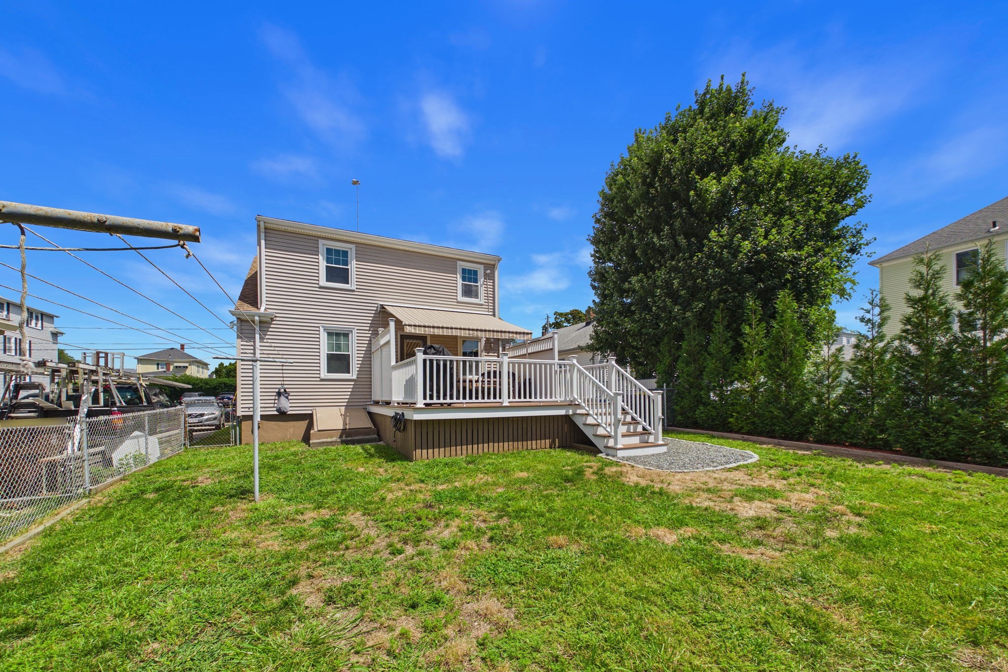 main property photo 30