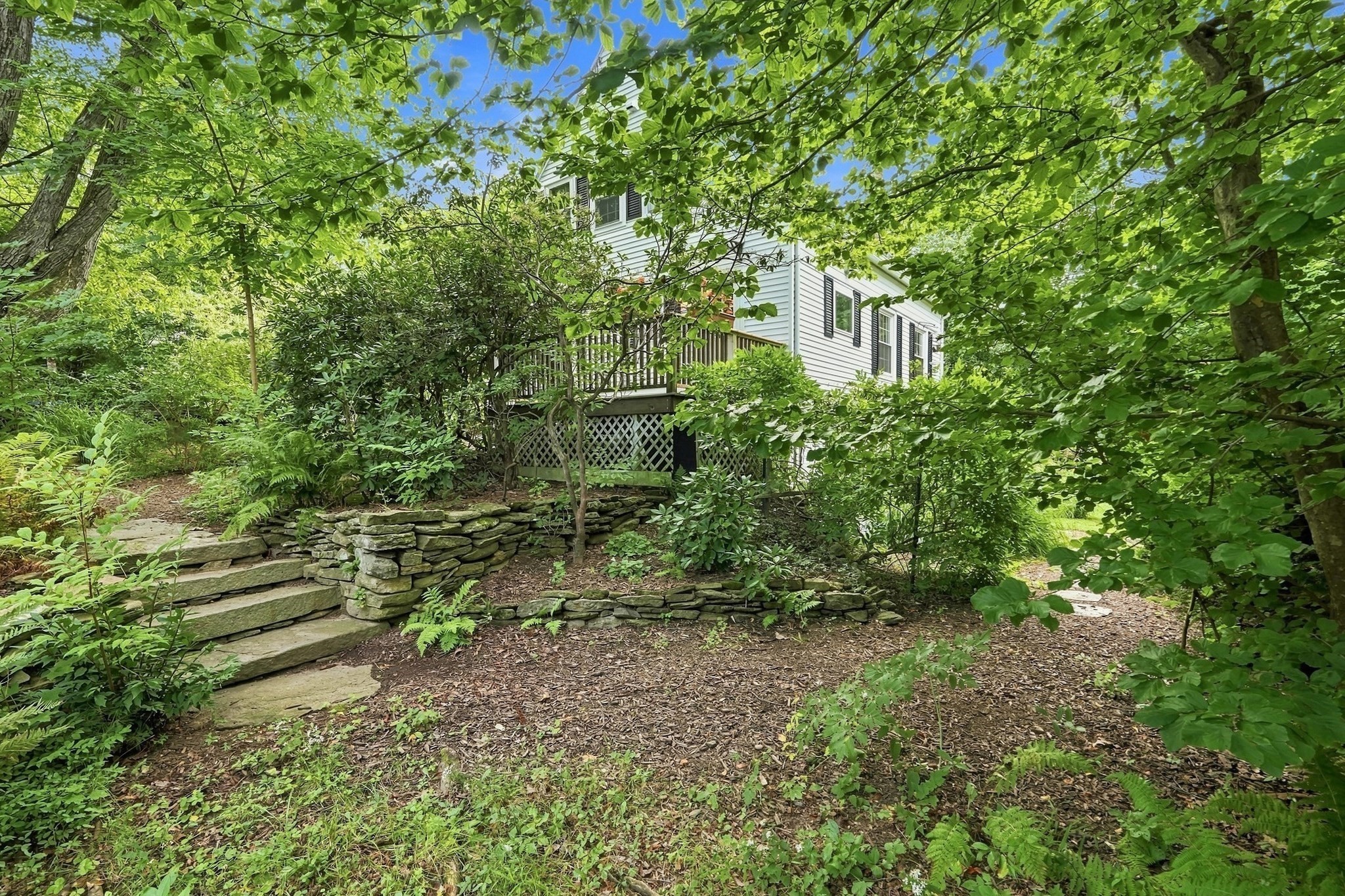 main property photo 33