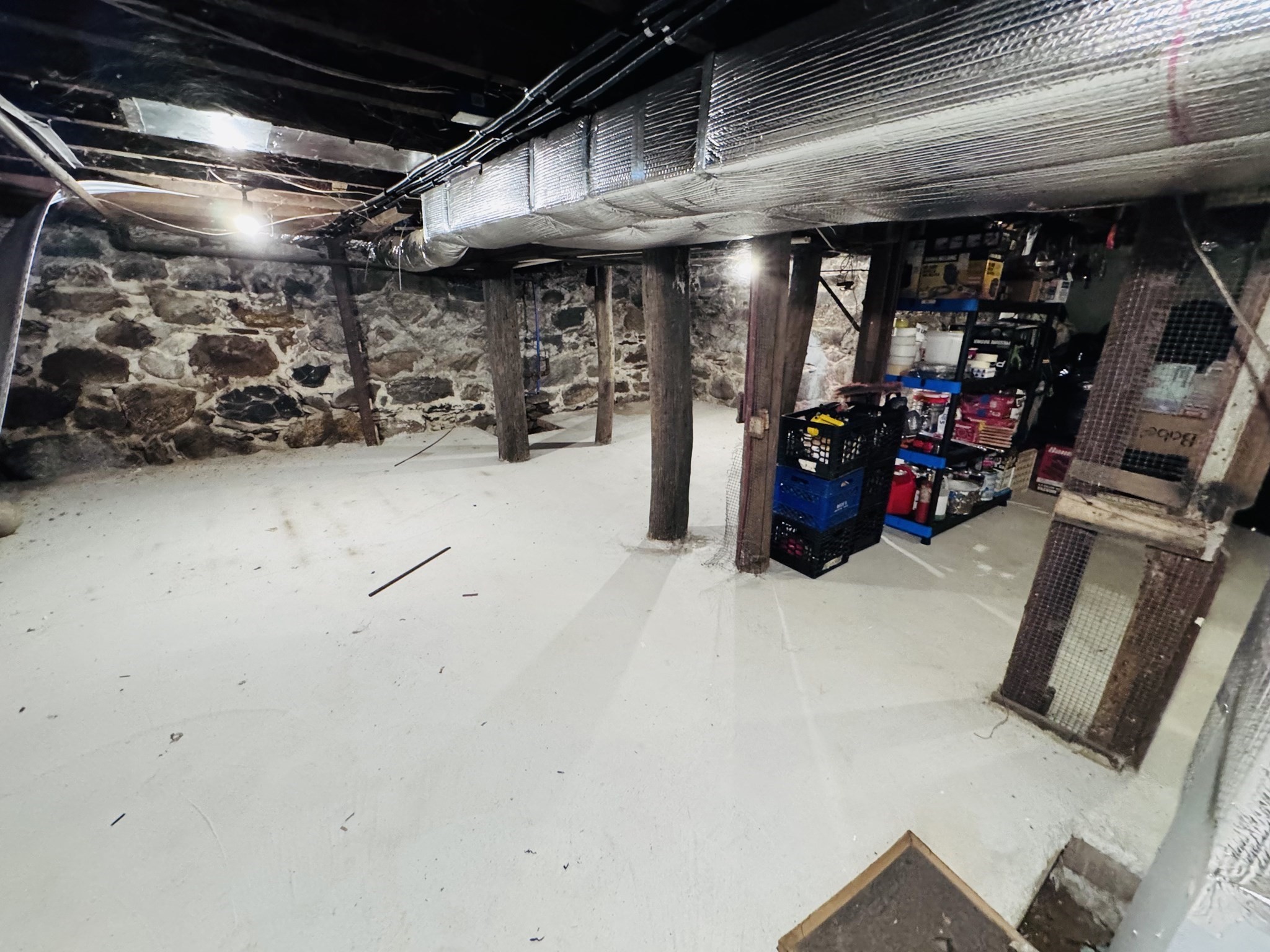 main property photo 37
