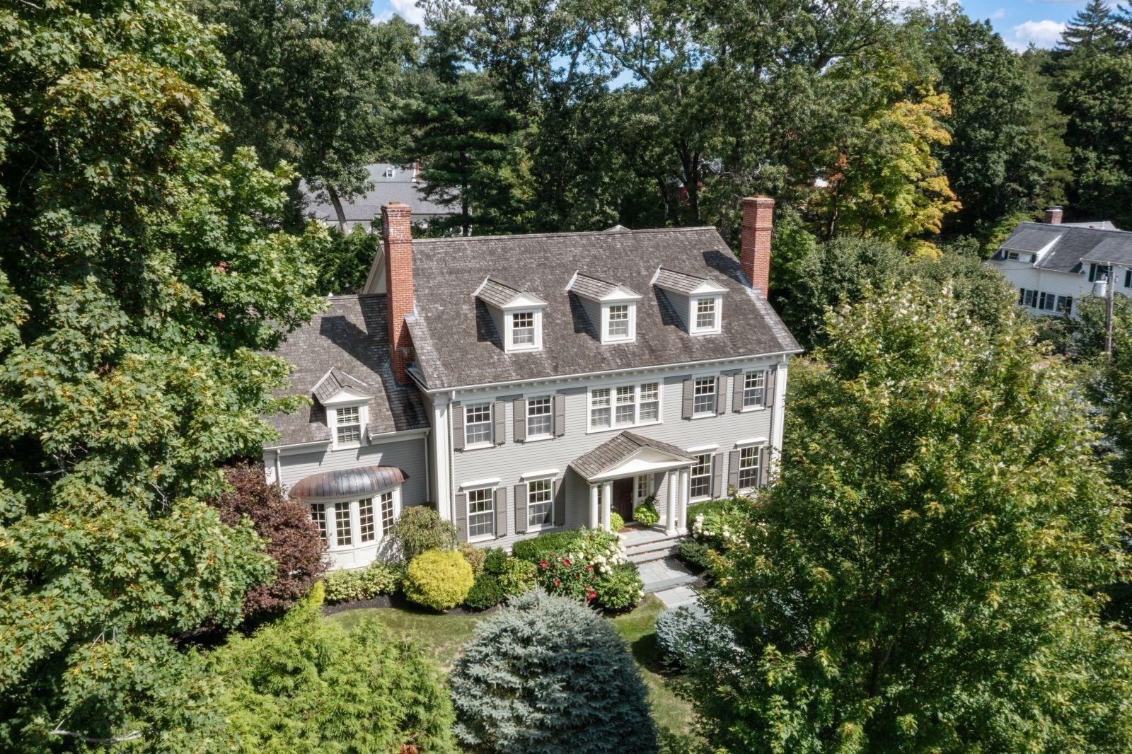 main property photo 2