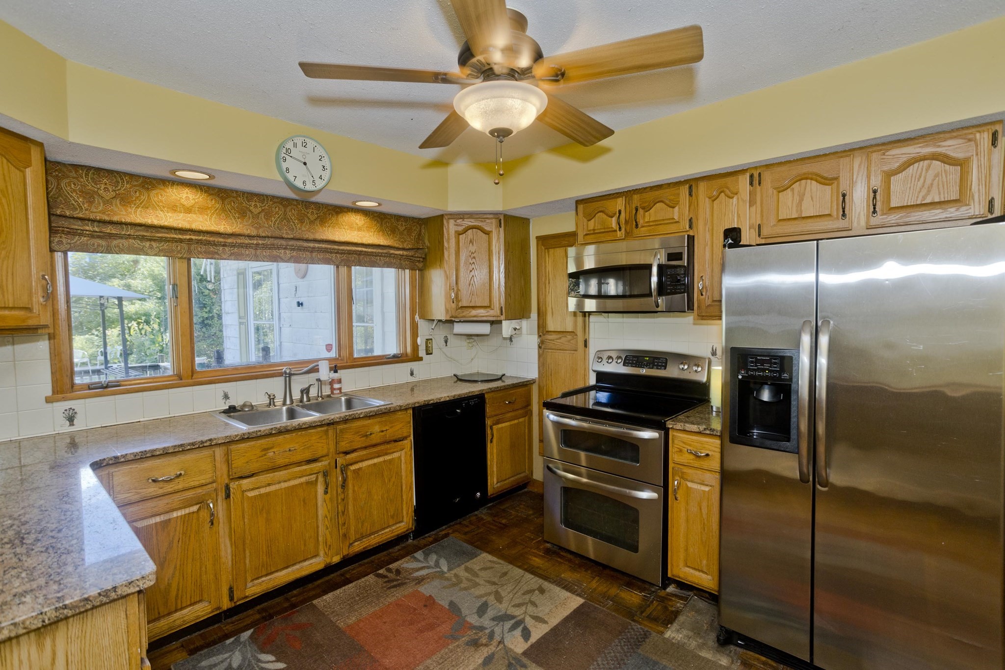 main property photo 29