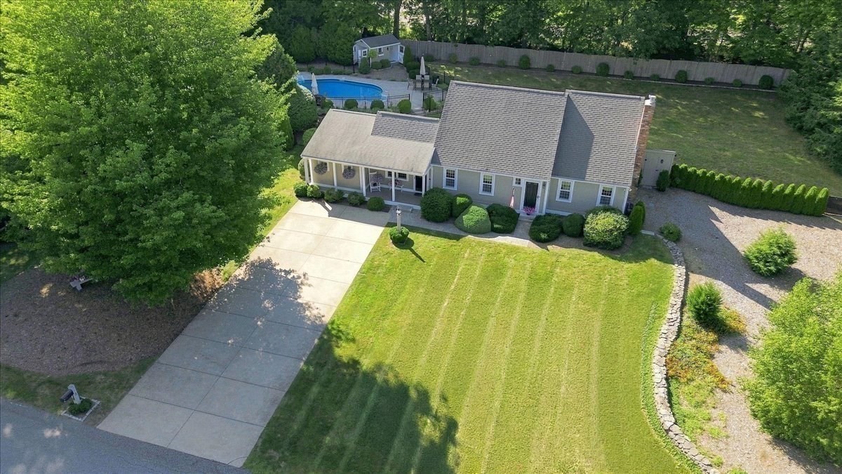 main property photo 4