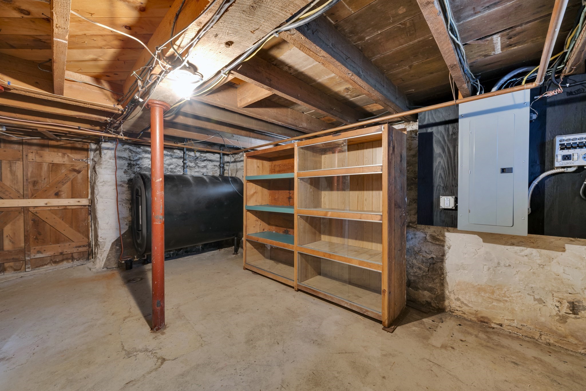 main property photo 20