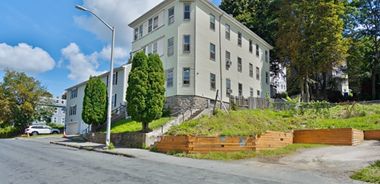 image of property with 7 Bed | 3 Bath | 3,143 Sqft