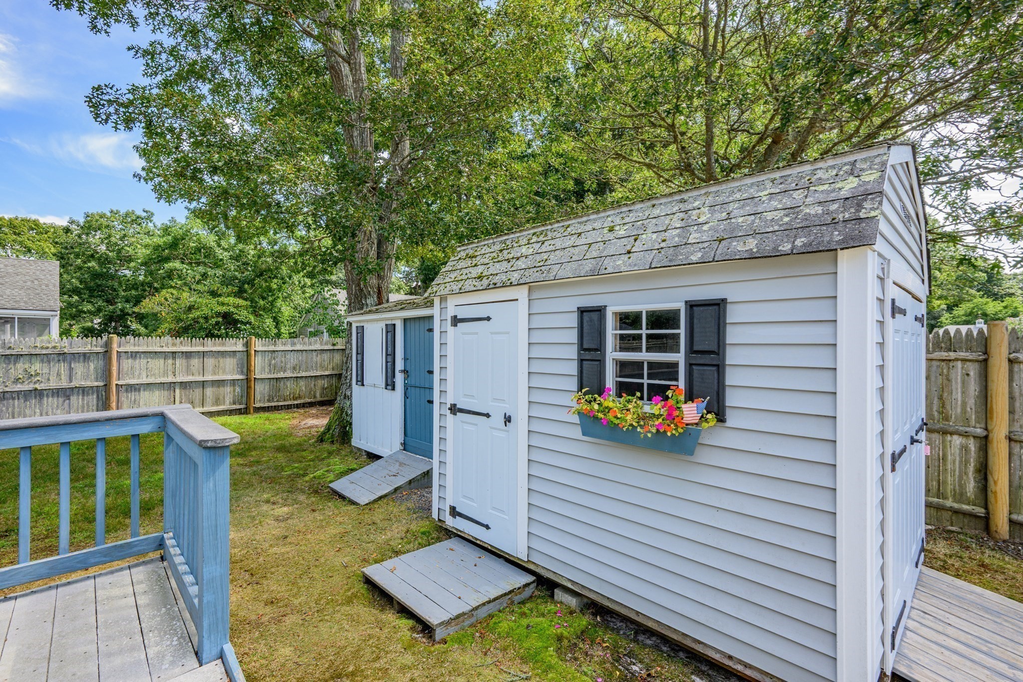 main property photo 17