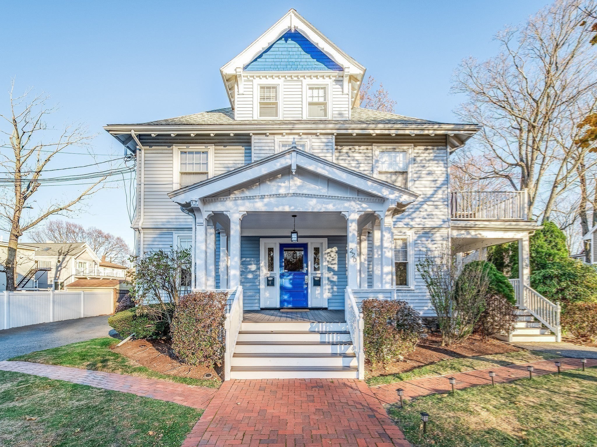 main property photo 22