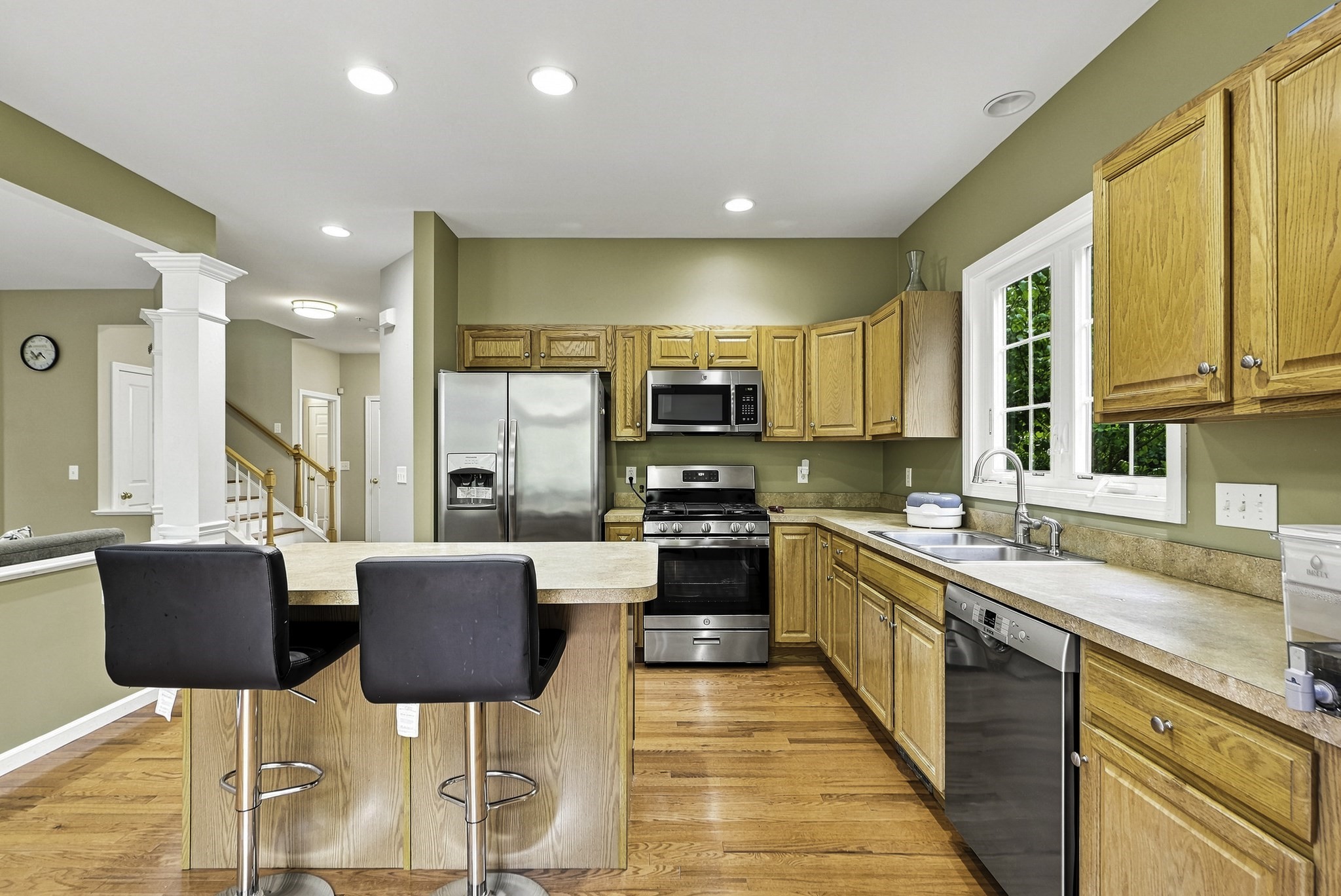 main property photo 8