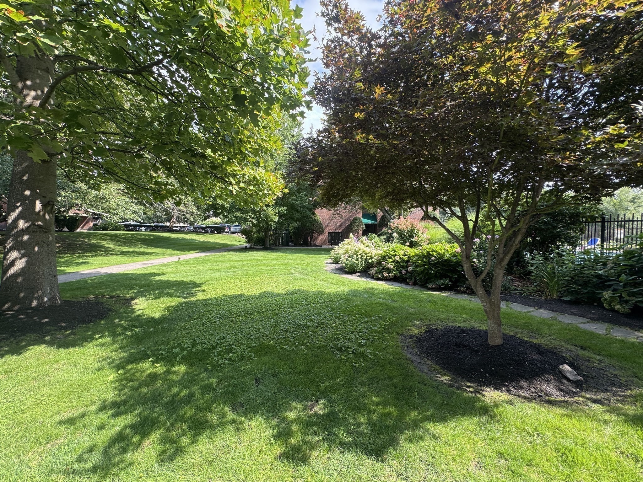 main property photo 16