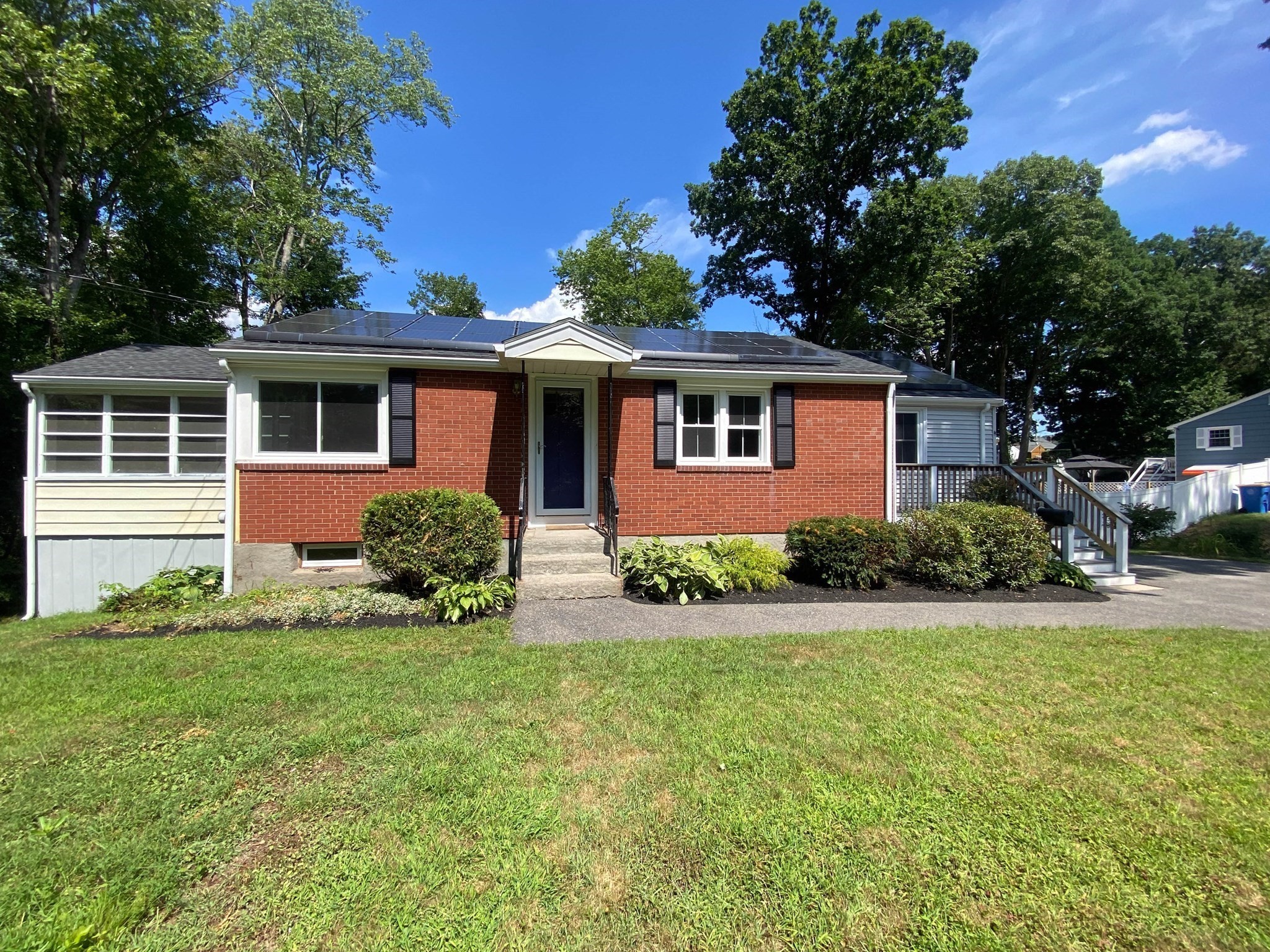 main property photo 40