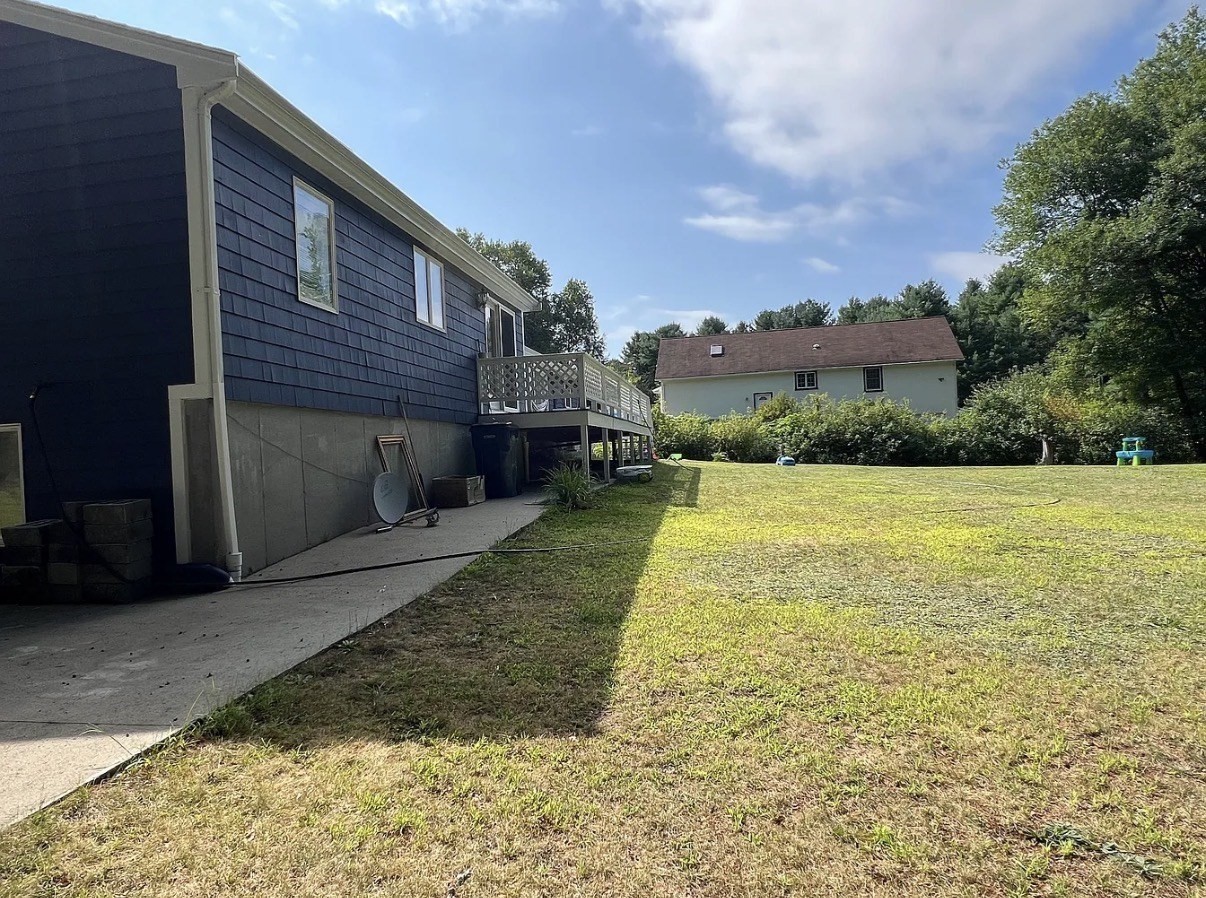 main property photo 23