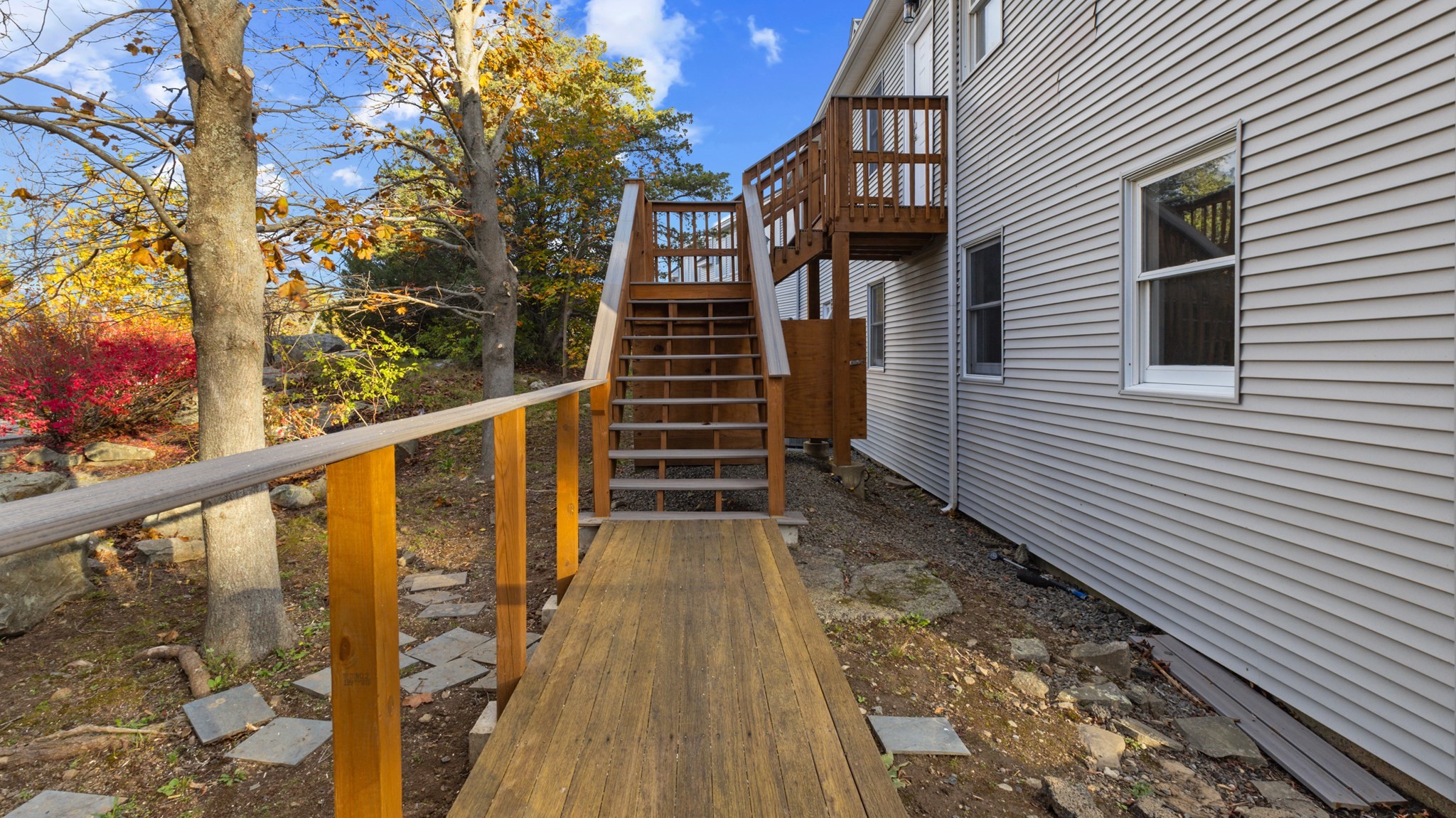 main property photo 32