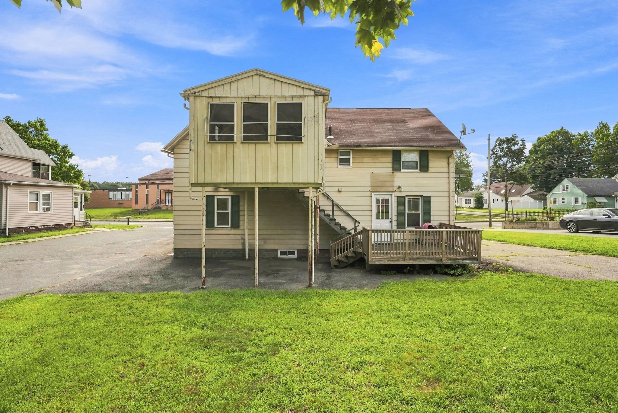 main property photo 35