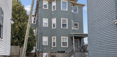 image of property with 6 Bed | 3 Bath | 2,871 Sqft