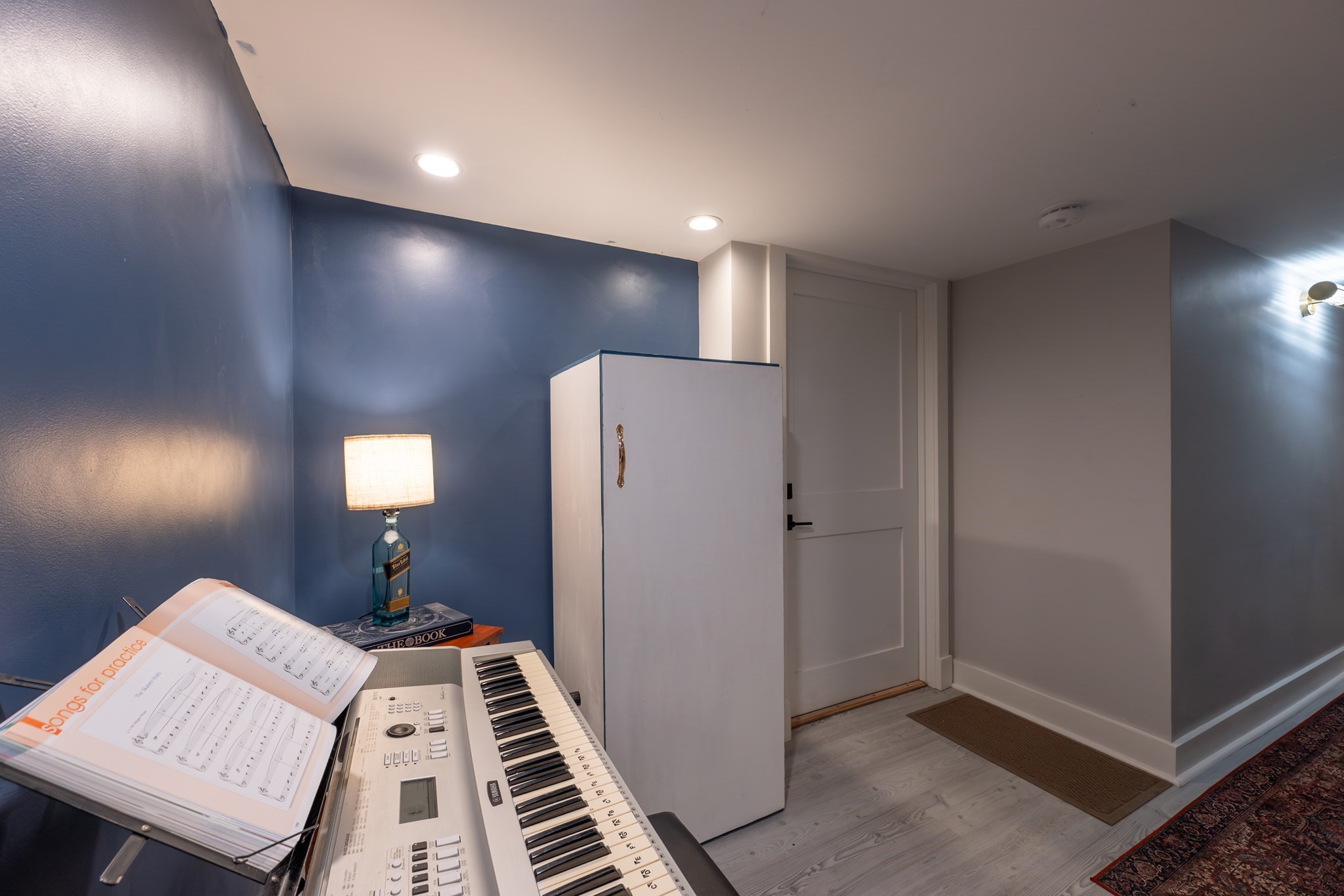 main property photo 24