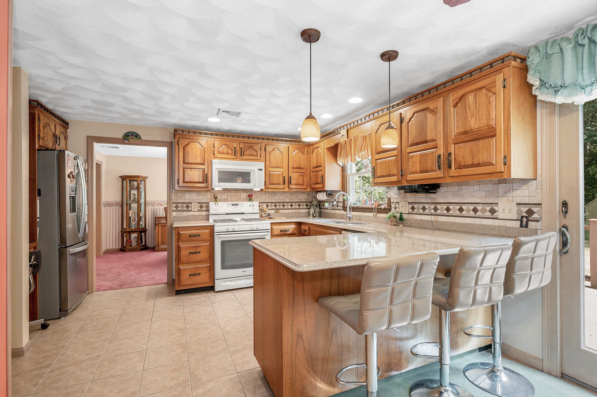 main property photo 13