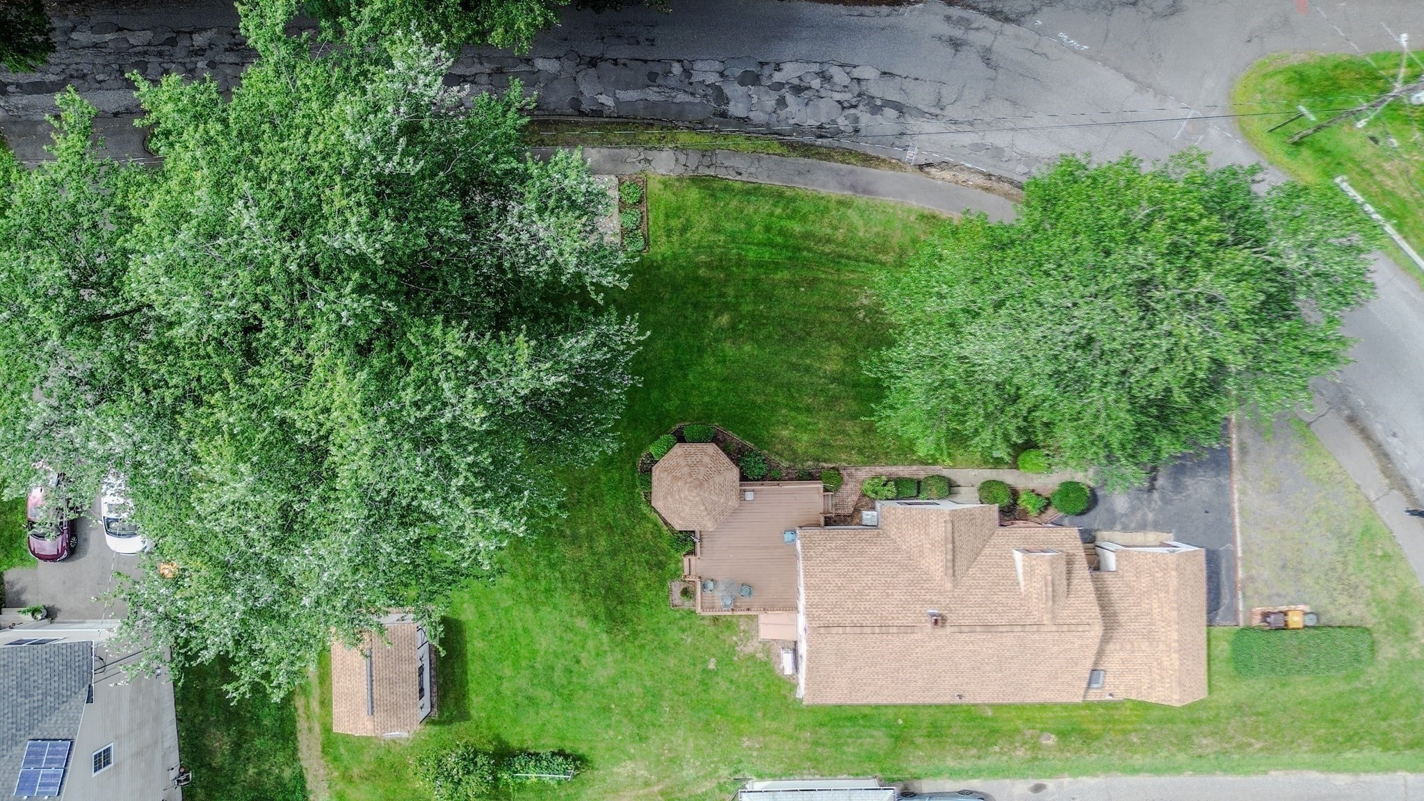 main property photo 33