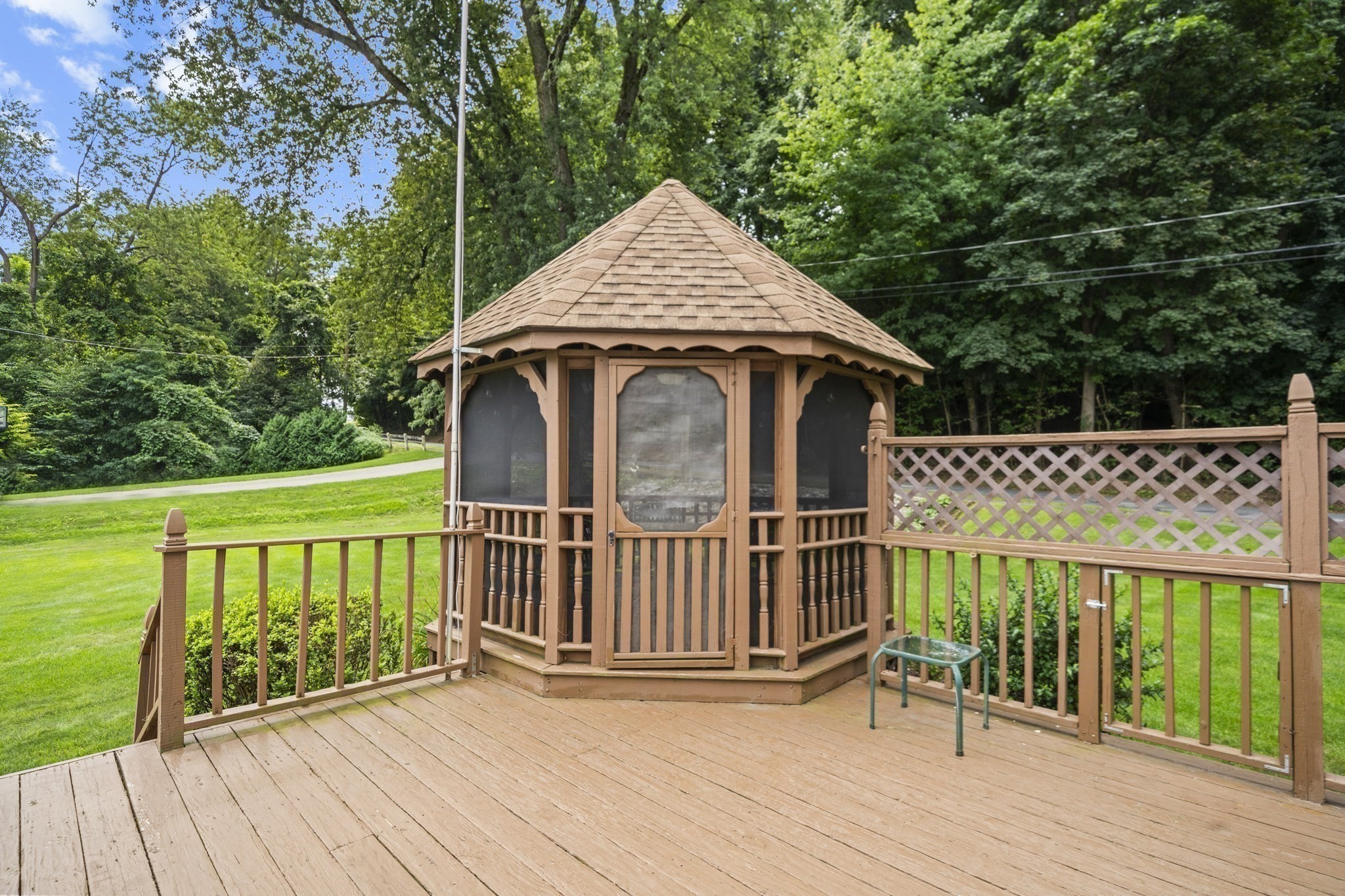 main property photo 36