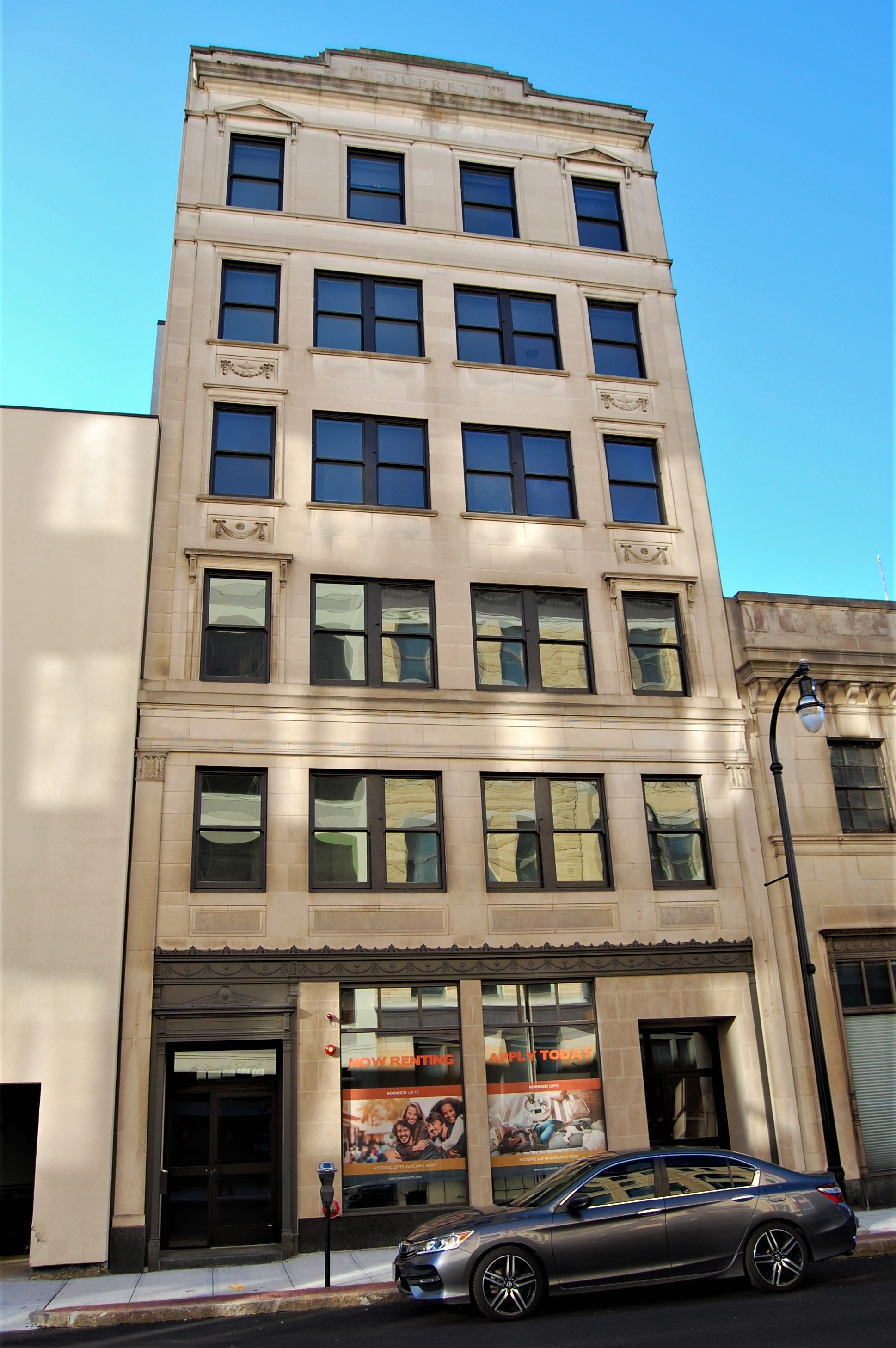 main property photo 10