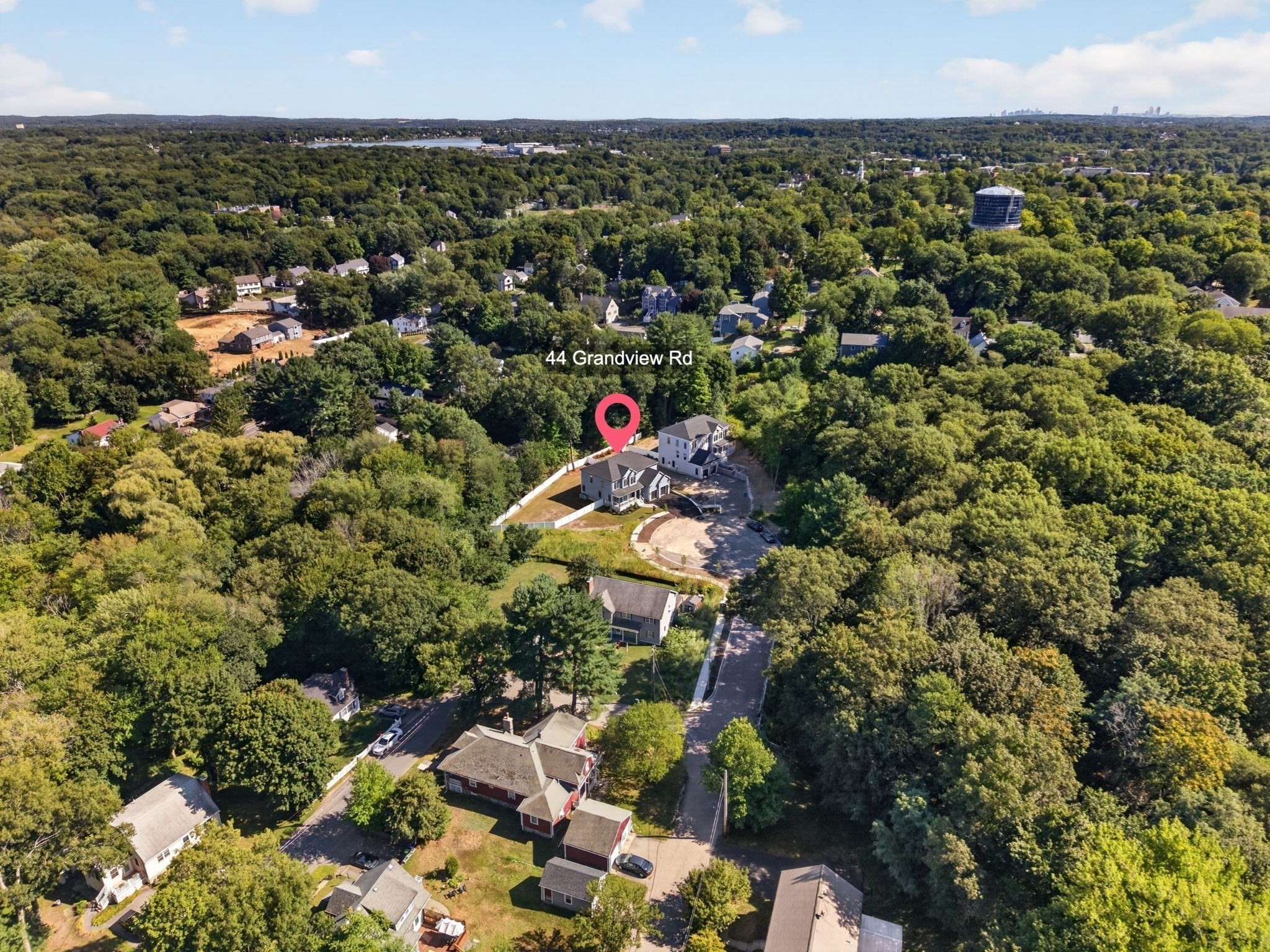 main property photo 30