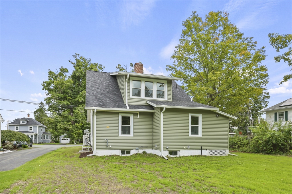 main property photo 36