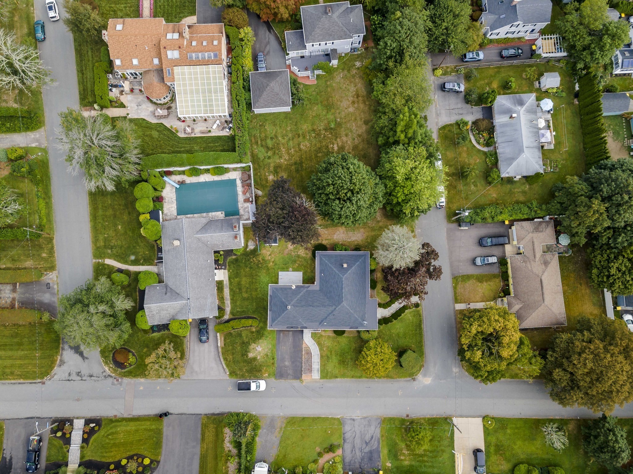 main property photo 30