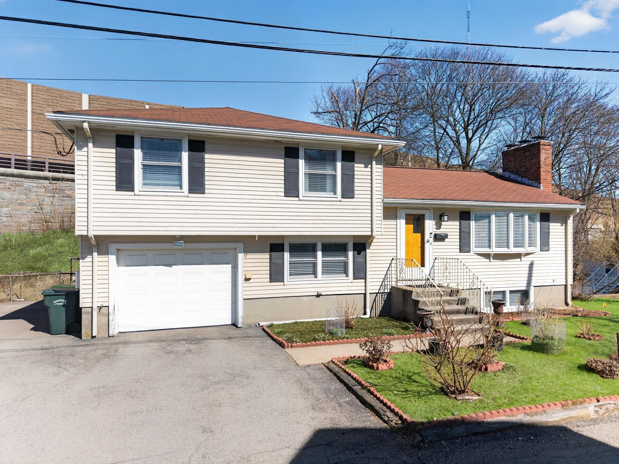 main property photo 38