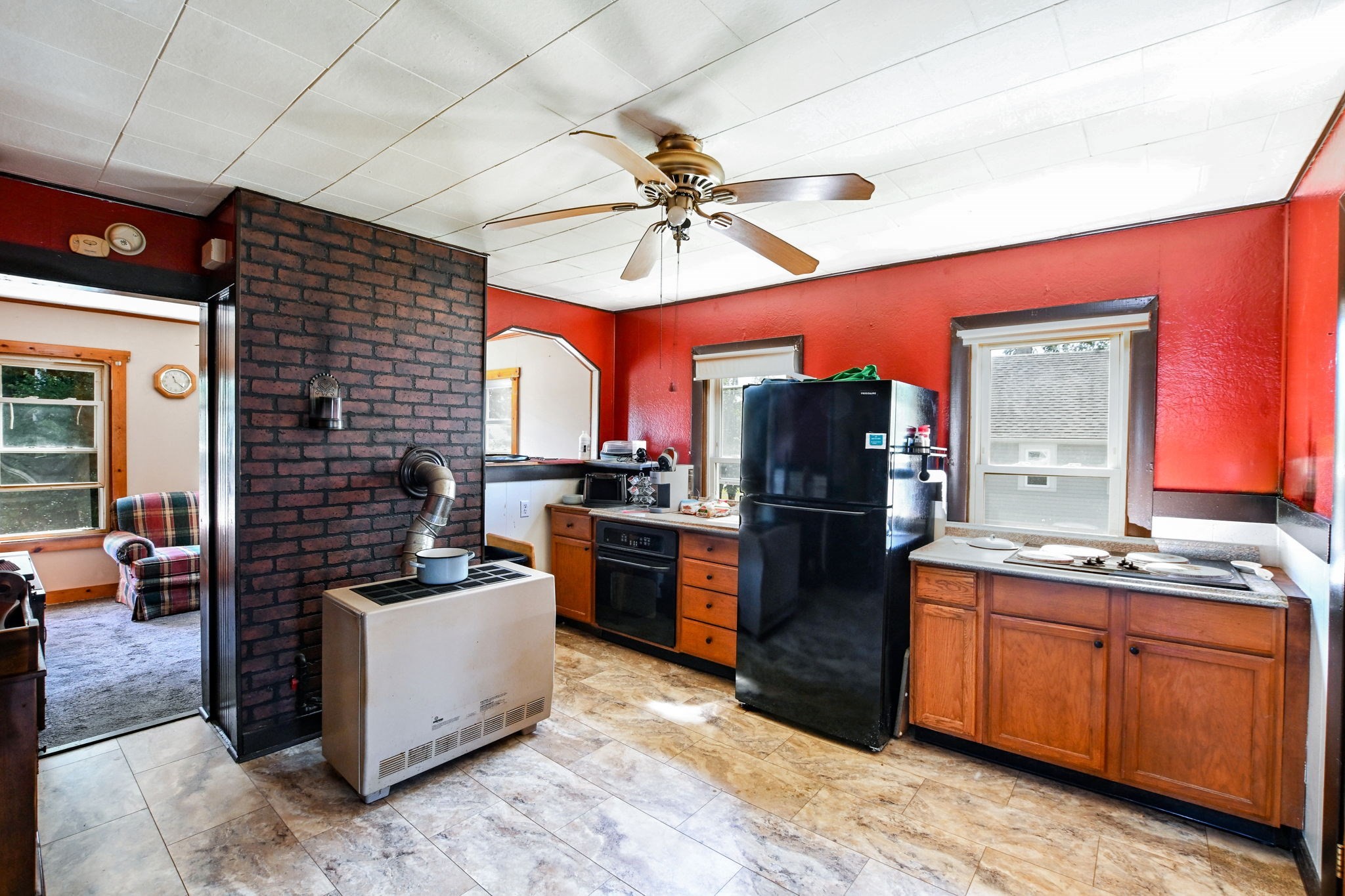 main property photo 5