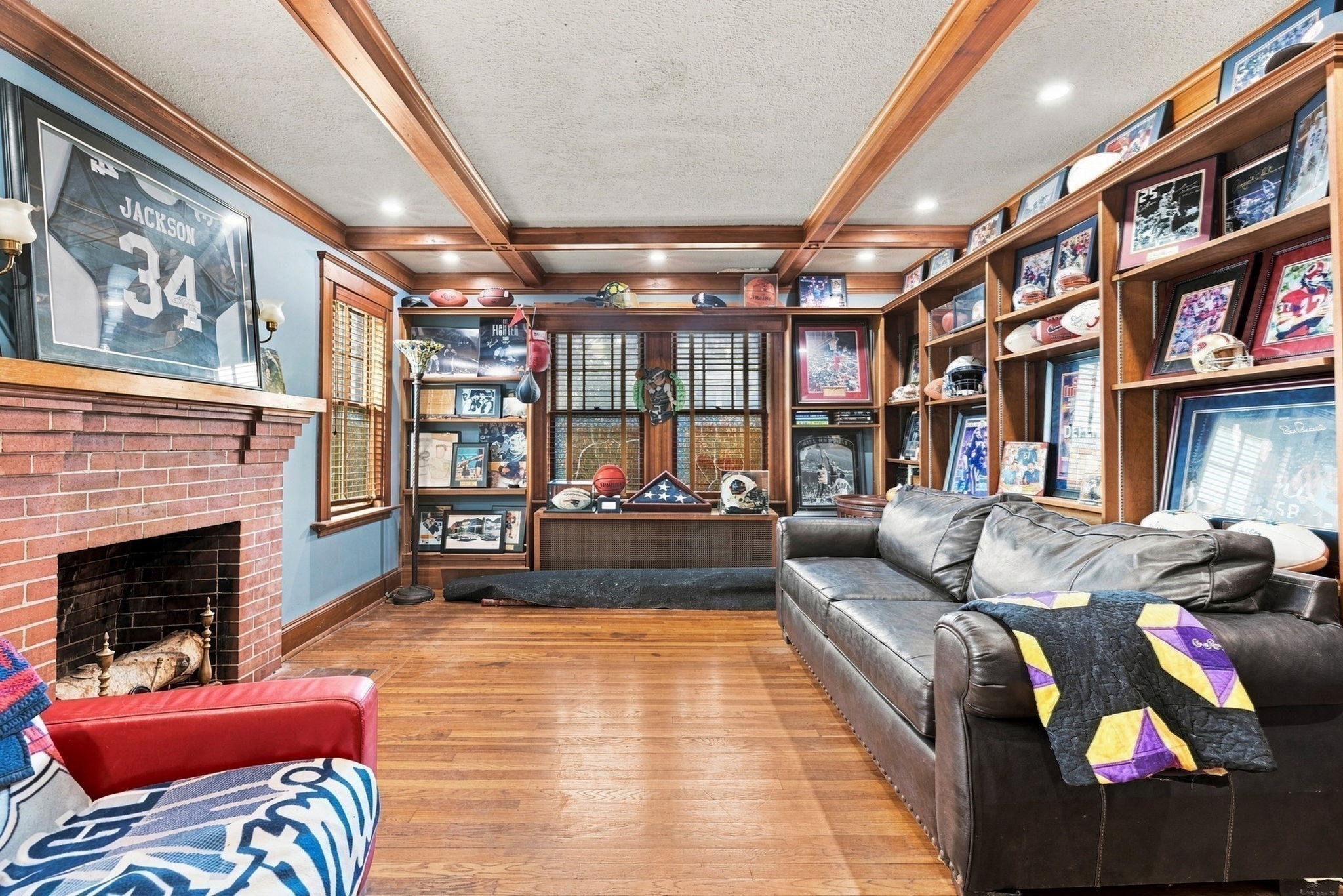main property photo 17