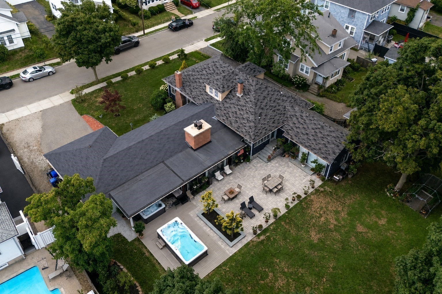 main property photo 29