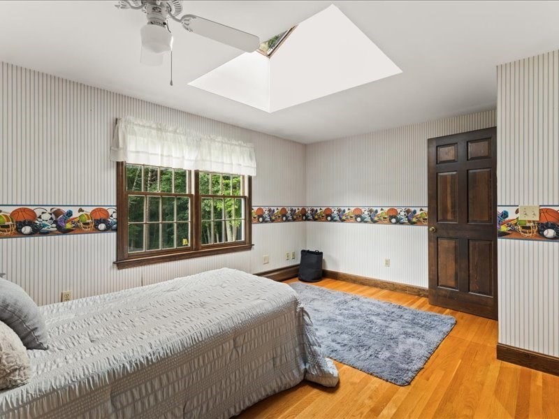 main property photo 20