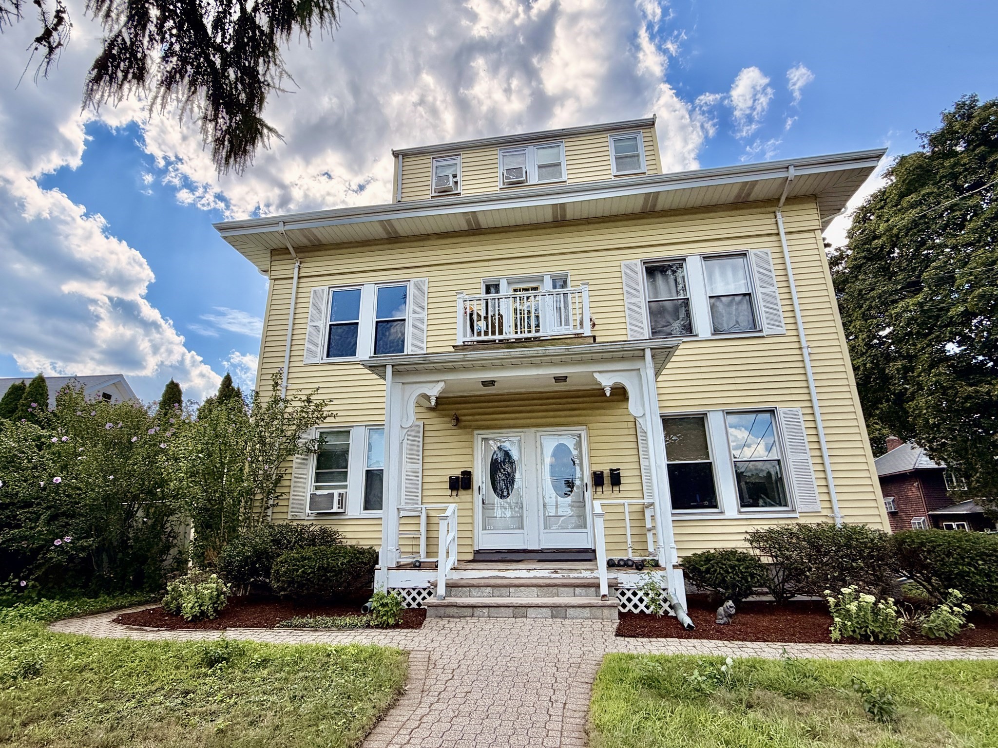 main property photo 18